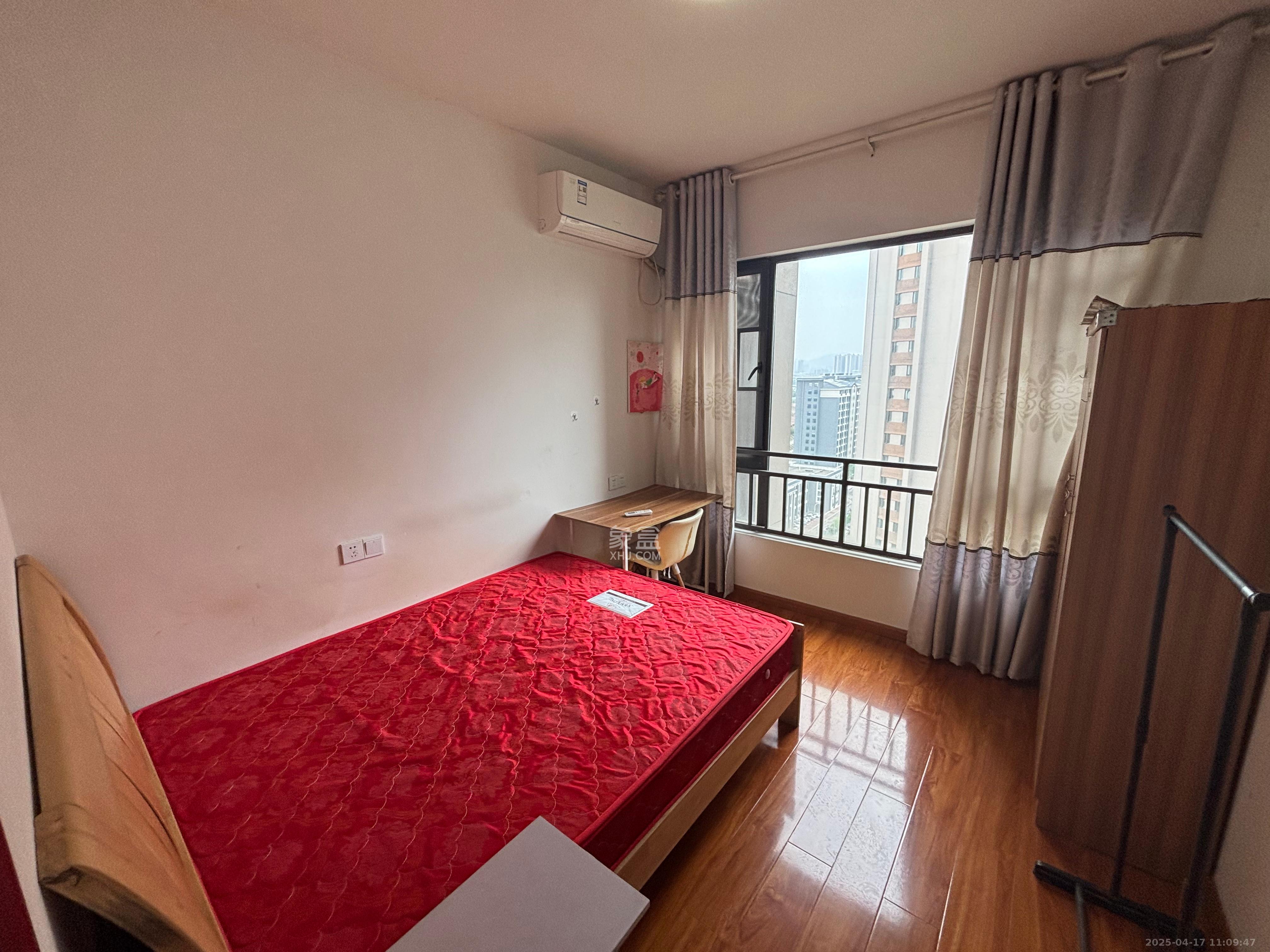 旭辉御府  3室2厅2卫   2300.00元/月室内图