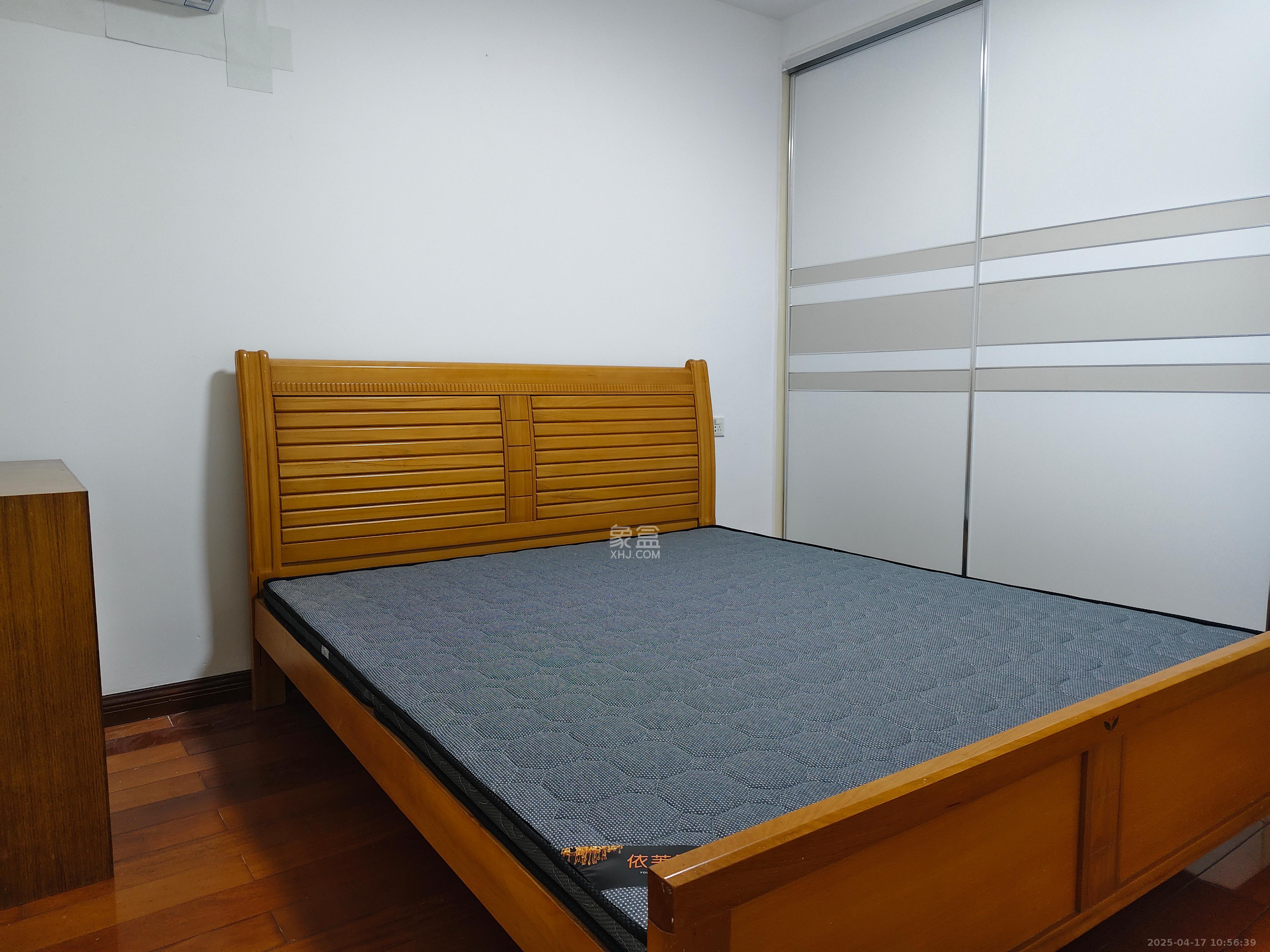 湘卫花苑  3室2厅1卫   2500.00元/月室内图