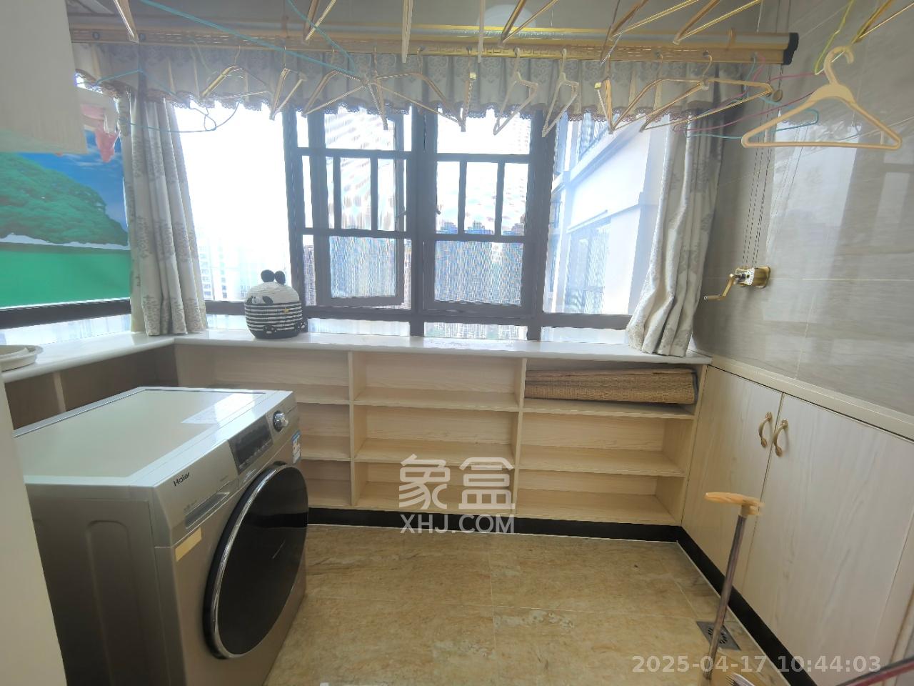 梅溪湖合能璞丽 3室2厅2卫 2400.0元/月 梅溪湖合能璞丽 3室2厅2卫 2400.0元/月室内图