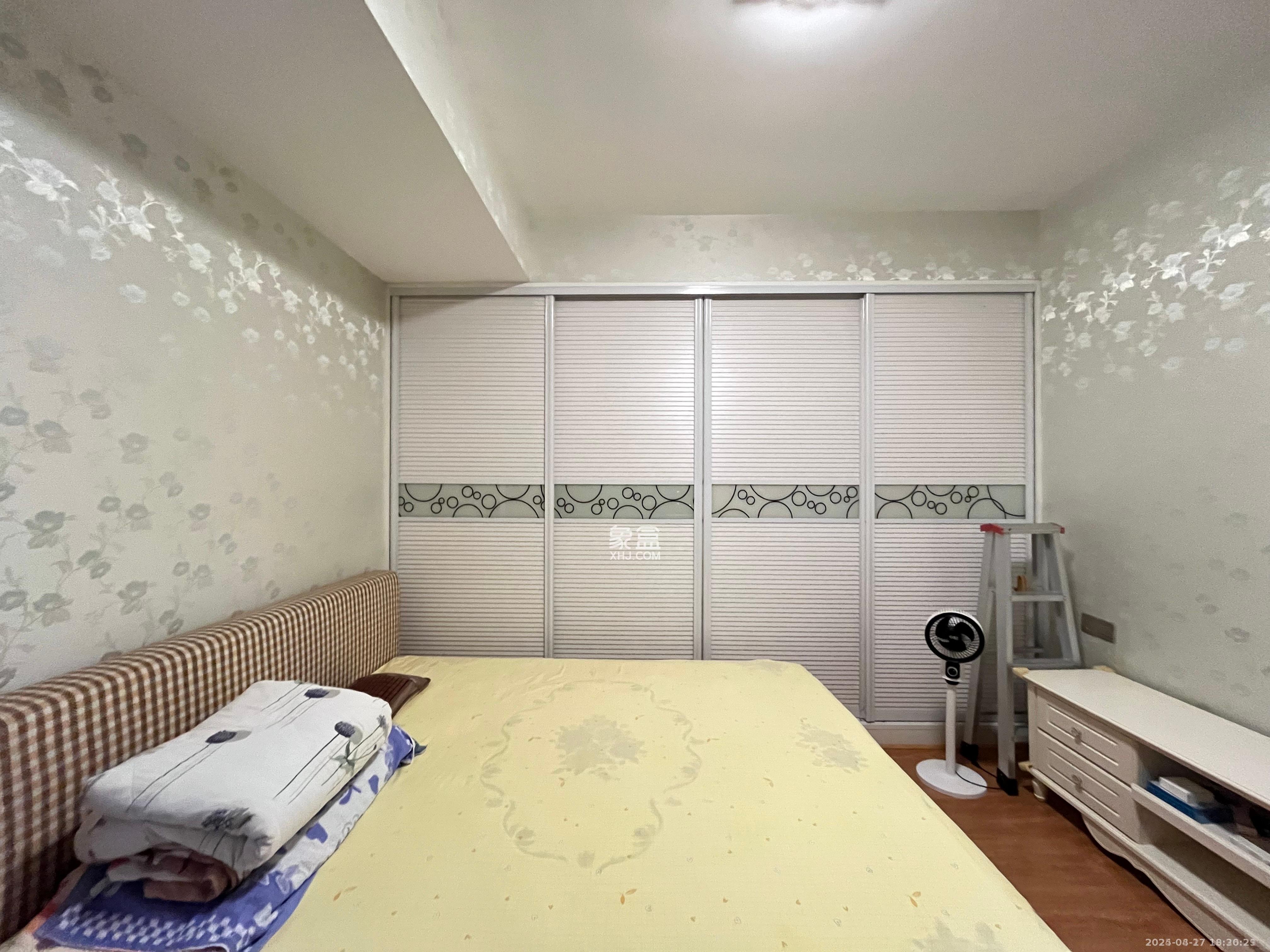 红橡华园(菲莎公馆)  2室1厅1卫    3500.0元/月室内图