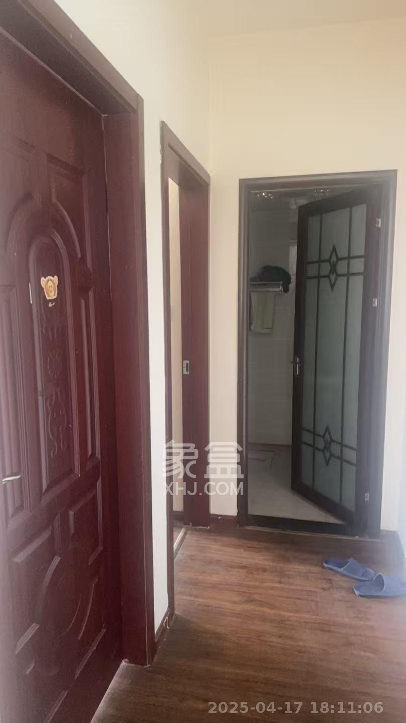 万博汇  2室2厅1卫    2200.0元/月 万博汇  2室2厅1卫    2200.0元/月