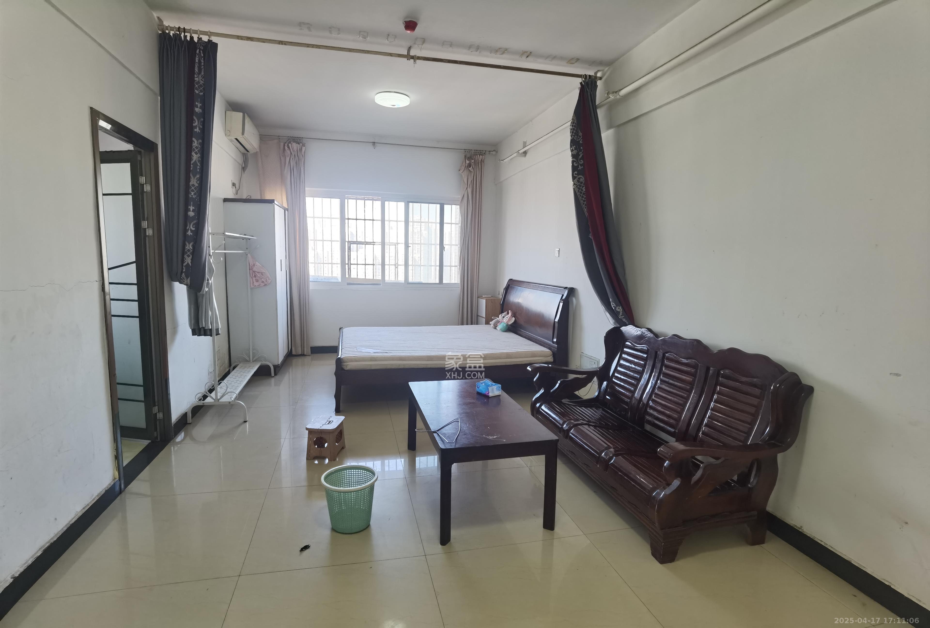 星城新宇颐景苑 1室1厅1卫 1280.0元/月 星城新宇颐景苑 1室1厅1卫 1280.0元/月室内图