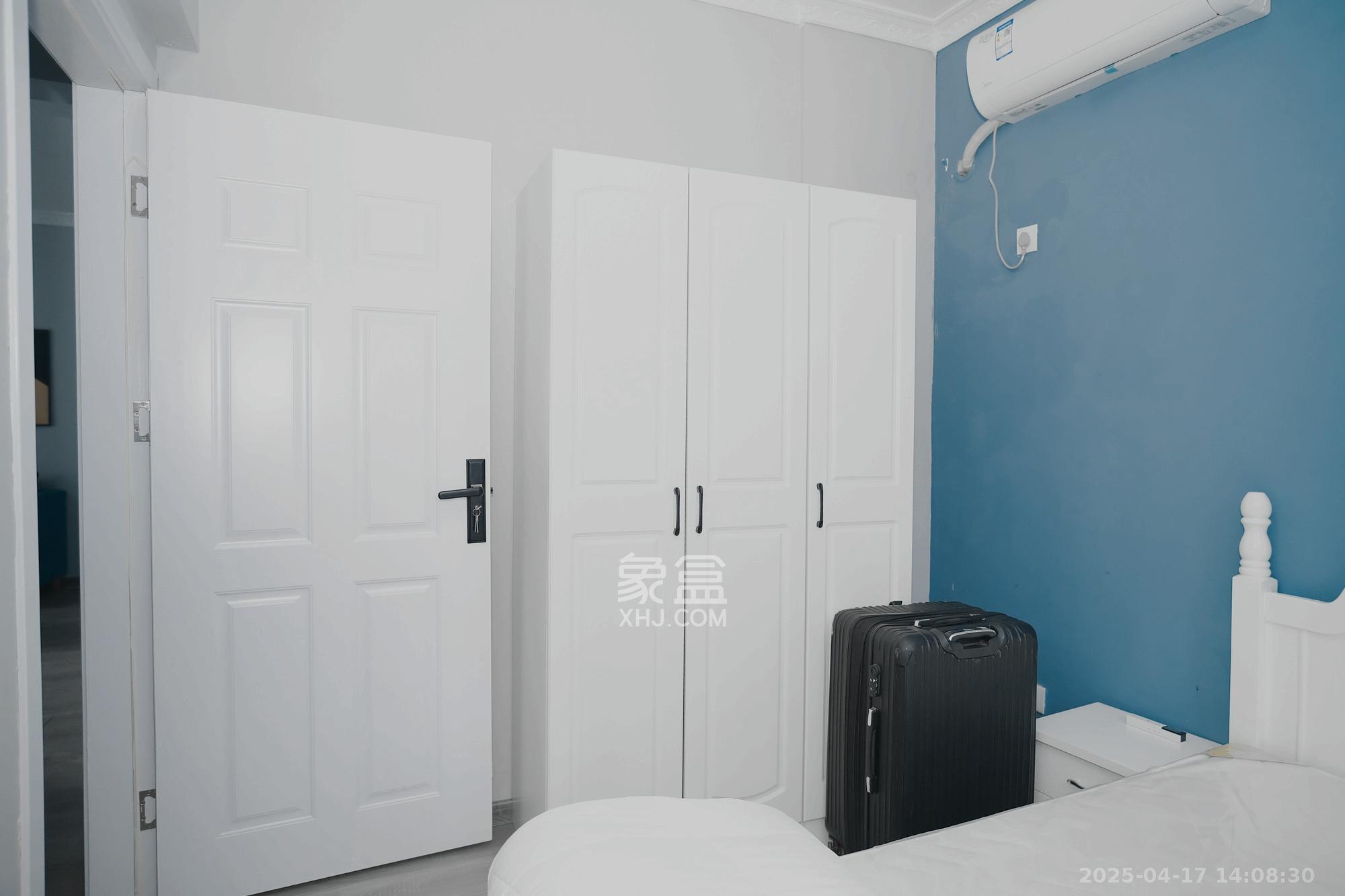 和悦城(蟠龙景苑) 3室2厅2卫 62.0万 和悦城(蟠龙景苑) 3室2厅2卫 62.0万卧室