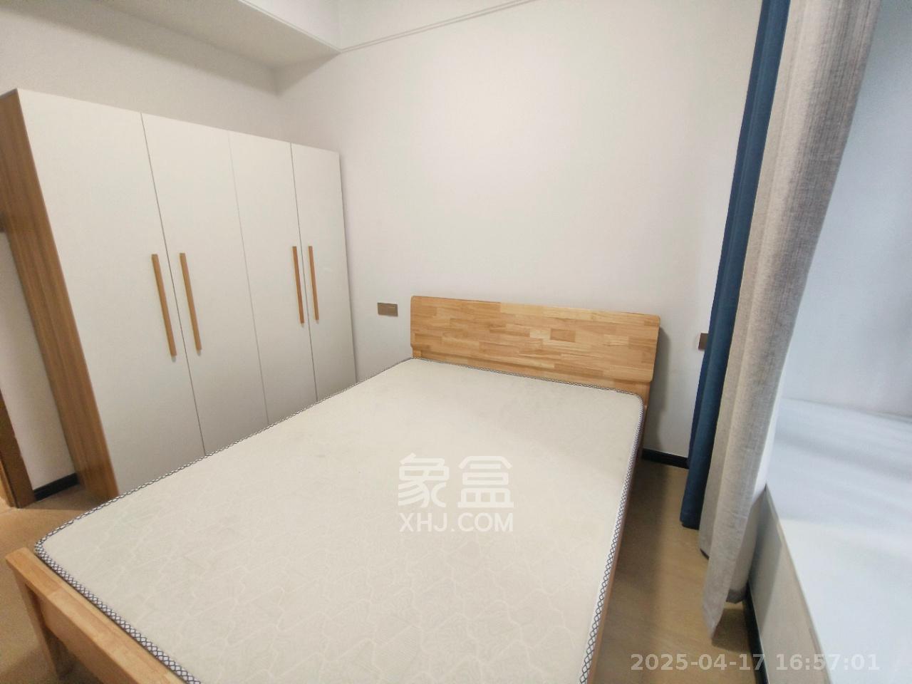 润和滨江府  4室2厅2卫   2500.00元/月室内图