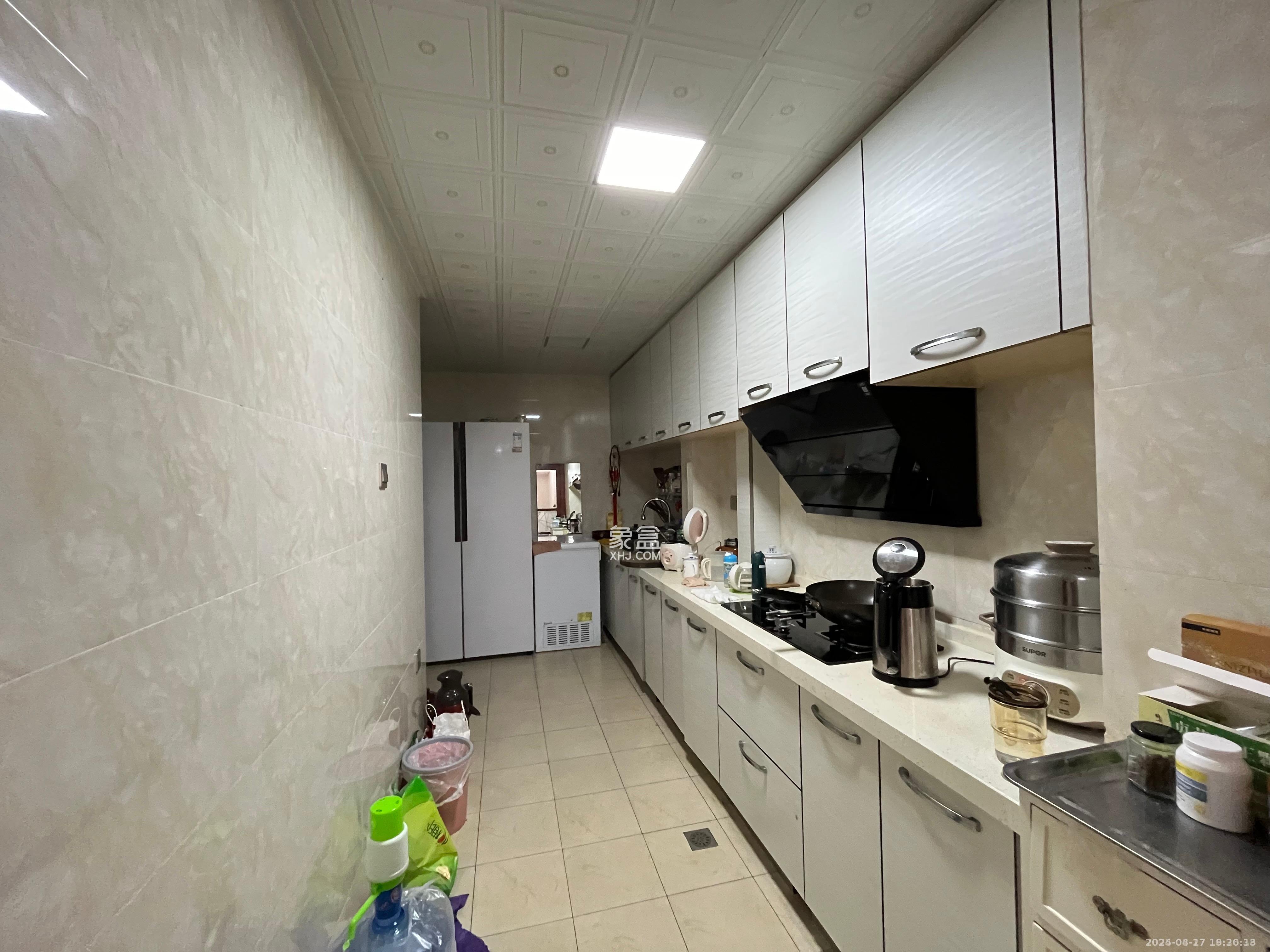 红橡华园(菲莎公馆)  2室1厅1卫    3500.0元/月室内图