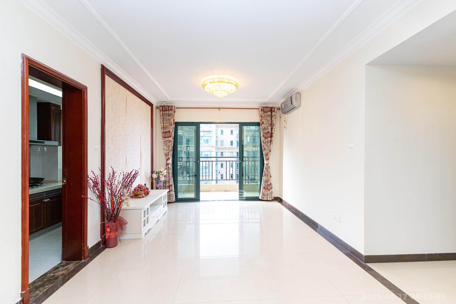 恒大名都  3室2厅1卫    55.0万 恒大名都  3室2厅1卫    55.0万