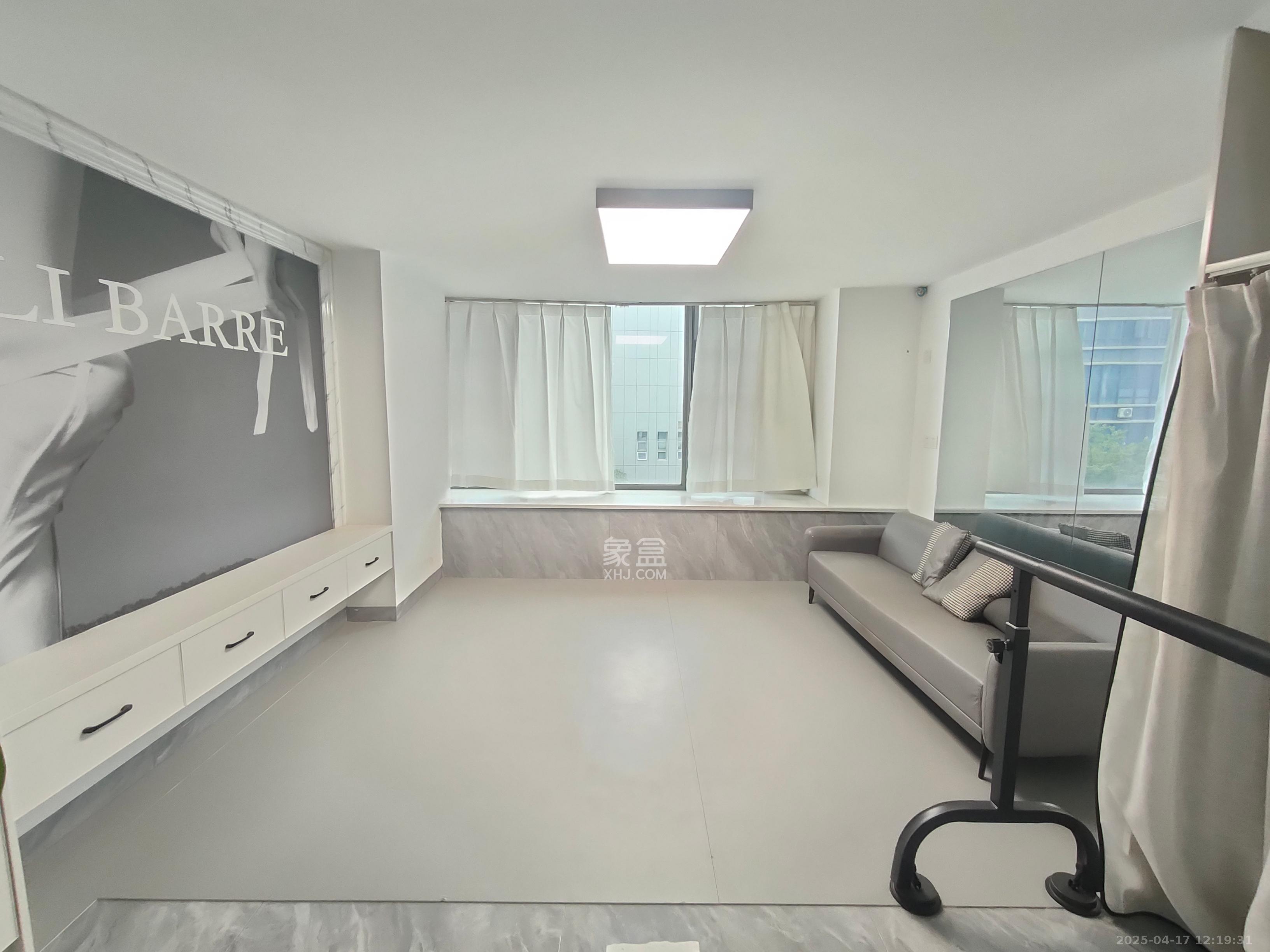 信诚湘江揽月(至善美景大厦) 2室1厅1卫 1500.0元/月 信诚湘江揽月(至善美景大厦) 2室1厅1卫 1500.0元/月室内图