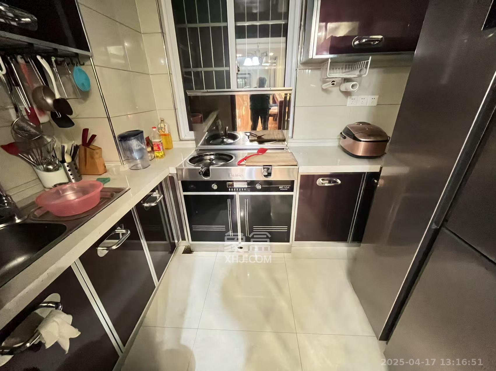 月湖兰庭 2室2厅2卫 2600.0元/月 月湖兰庭 2室2厅2卫 2600.0元/月室内图