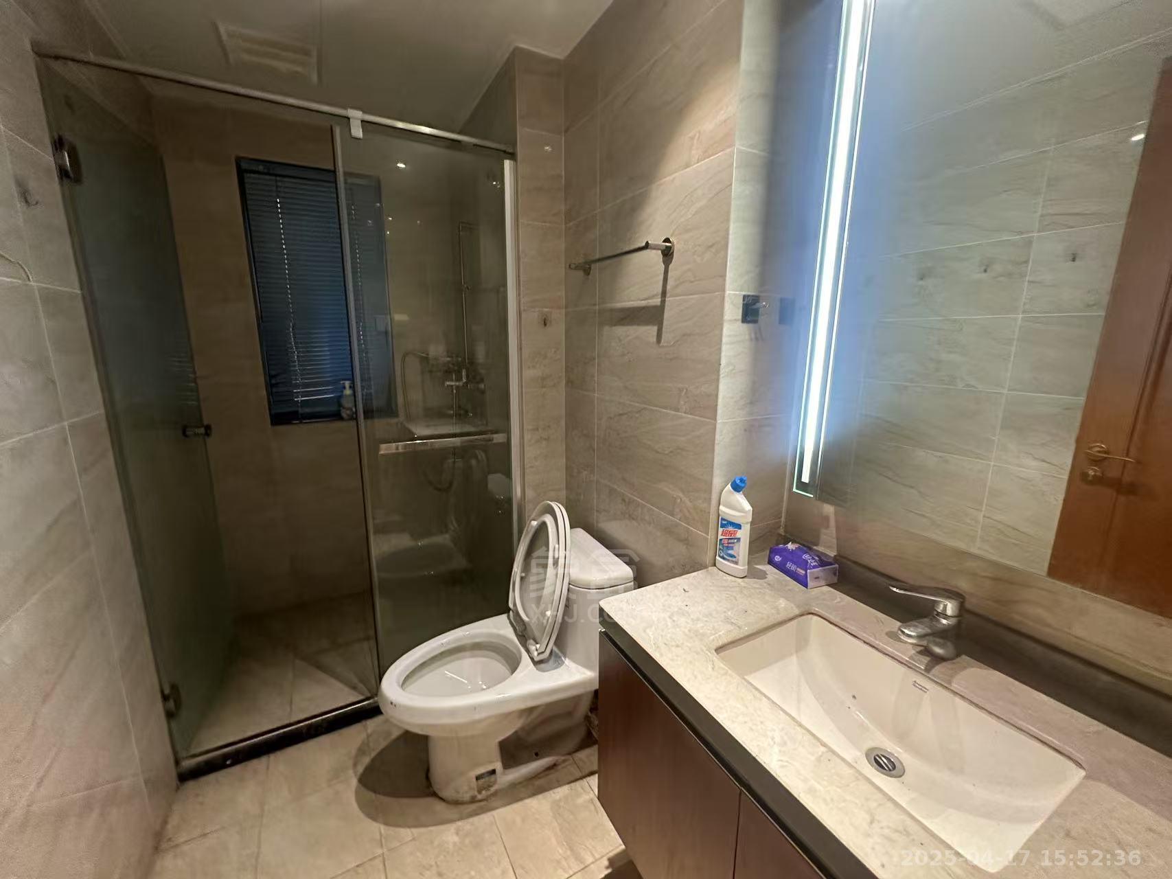 恒大华府 3室2厅2卫 2200.0元/月 恒大华府 3室2厅2卫 2200.0元/月室内图