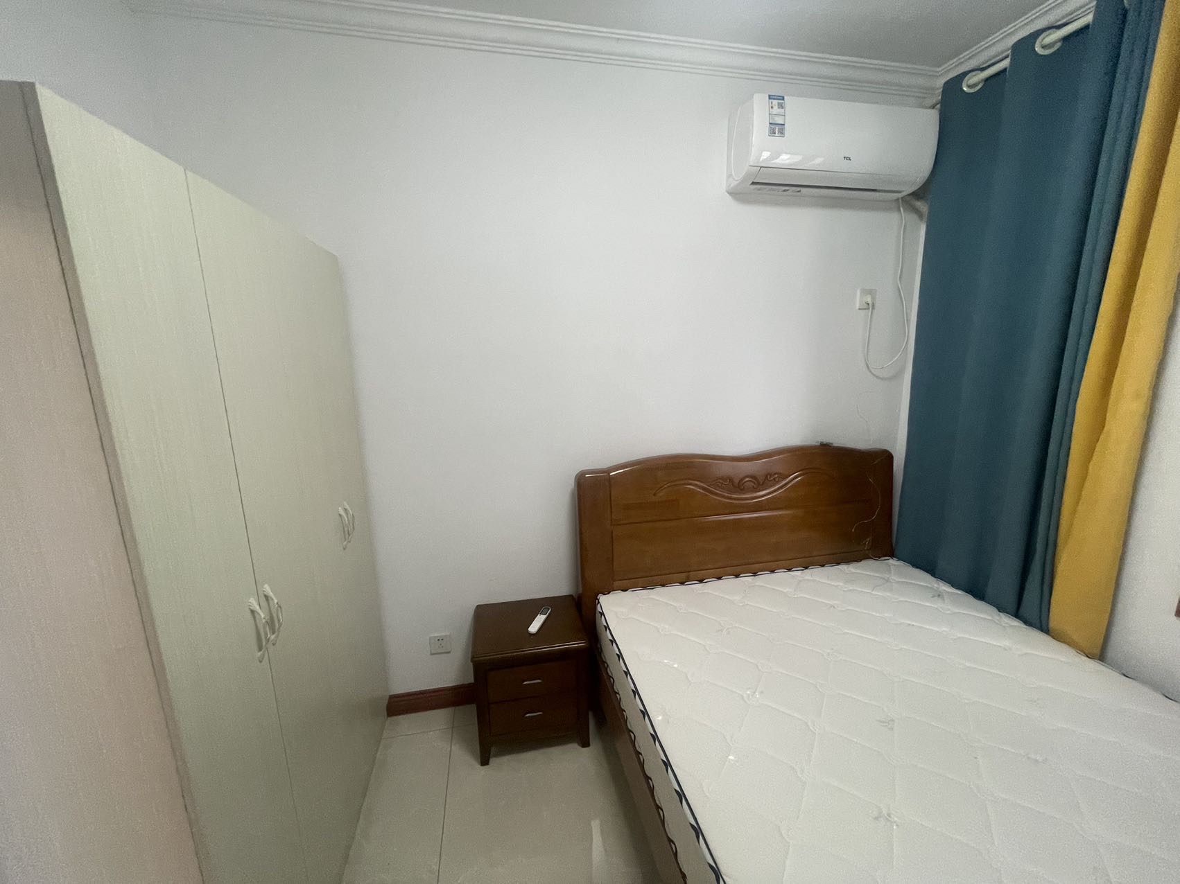 南门口安置小区一期 3室2厅1卫 2200.0元/月 南门口安置小区一期 3室2厅1卫 2200.0元/月室内图