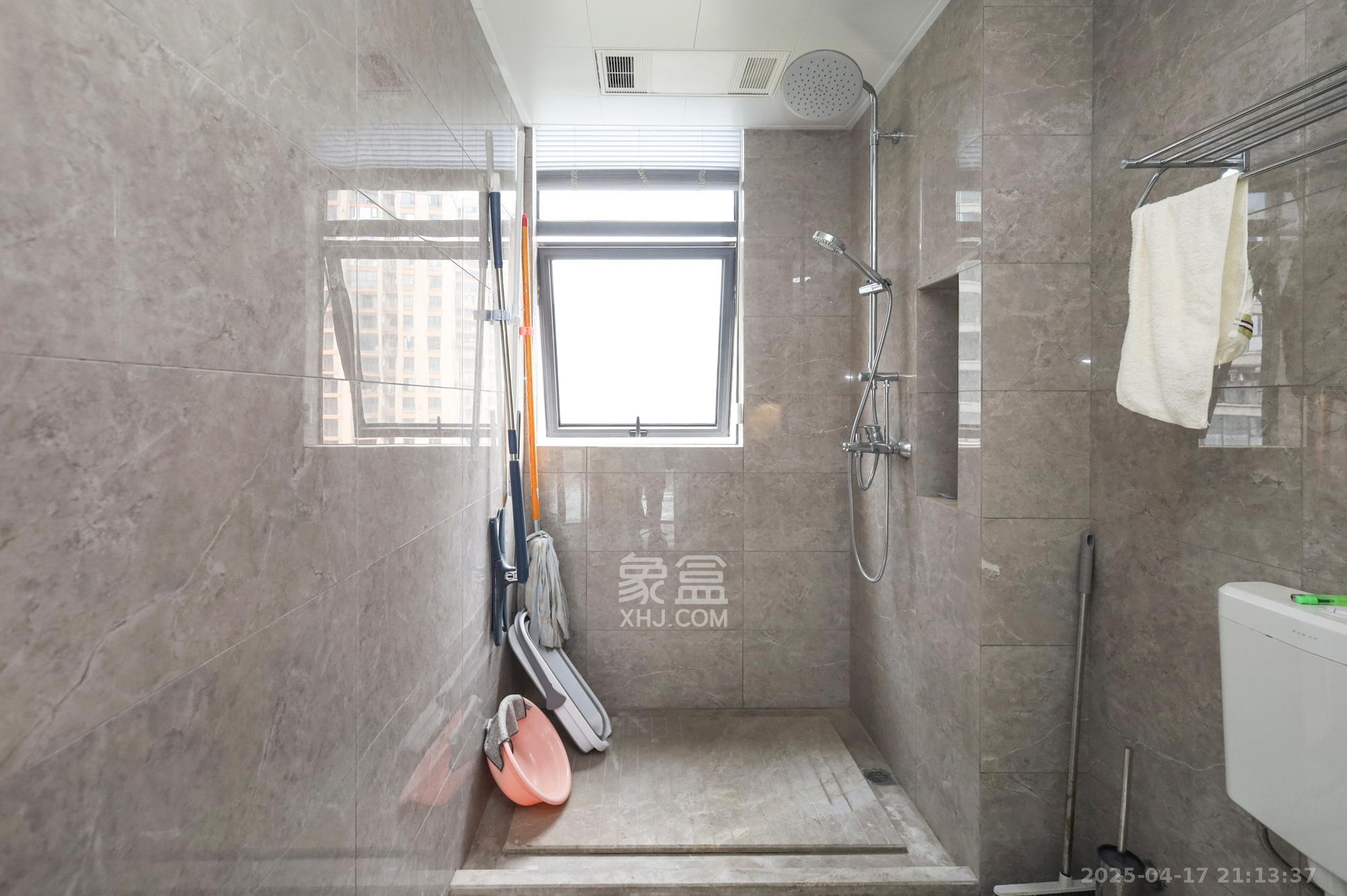 长沙万境潇湘 5室2厅2卫 298.6万 长沙万境潇湘 5室2厅2卫 298.6万其他