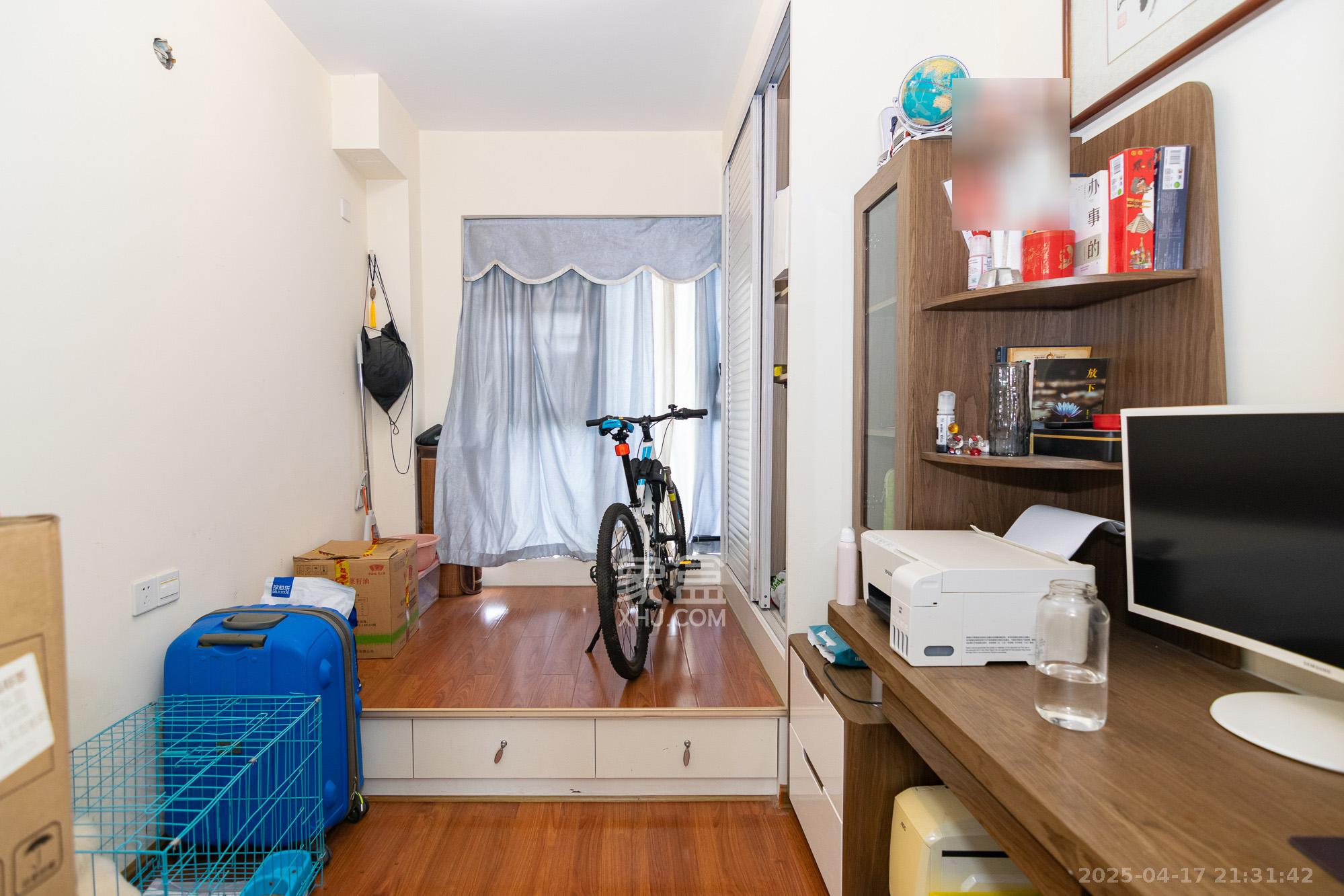 润和紫郡一期 4室2厅2卫 90.0万 润和紫郡一期 4室2厅2卫 90.0万卧室