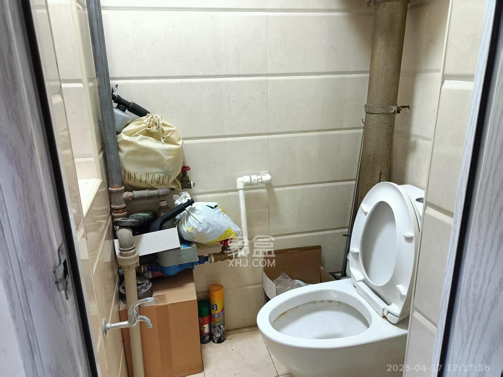 省委统战部宿舍  3室1厅2卫   4500.00元/月室内图