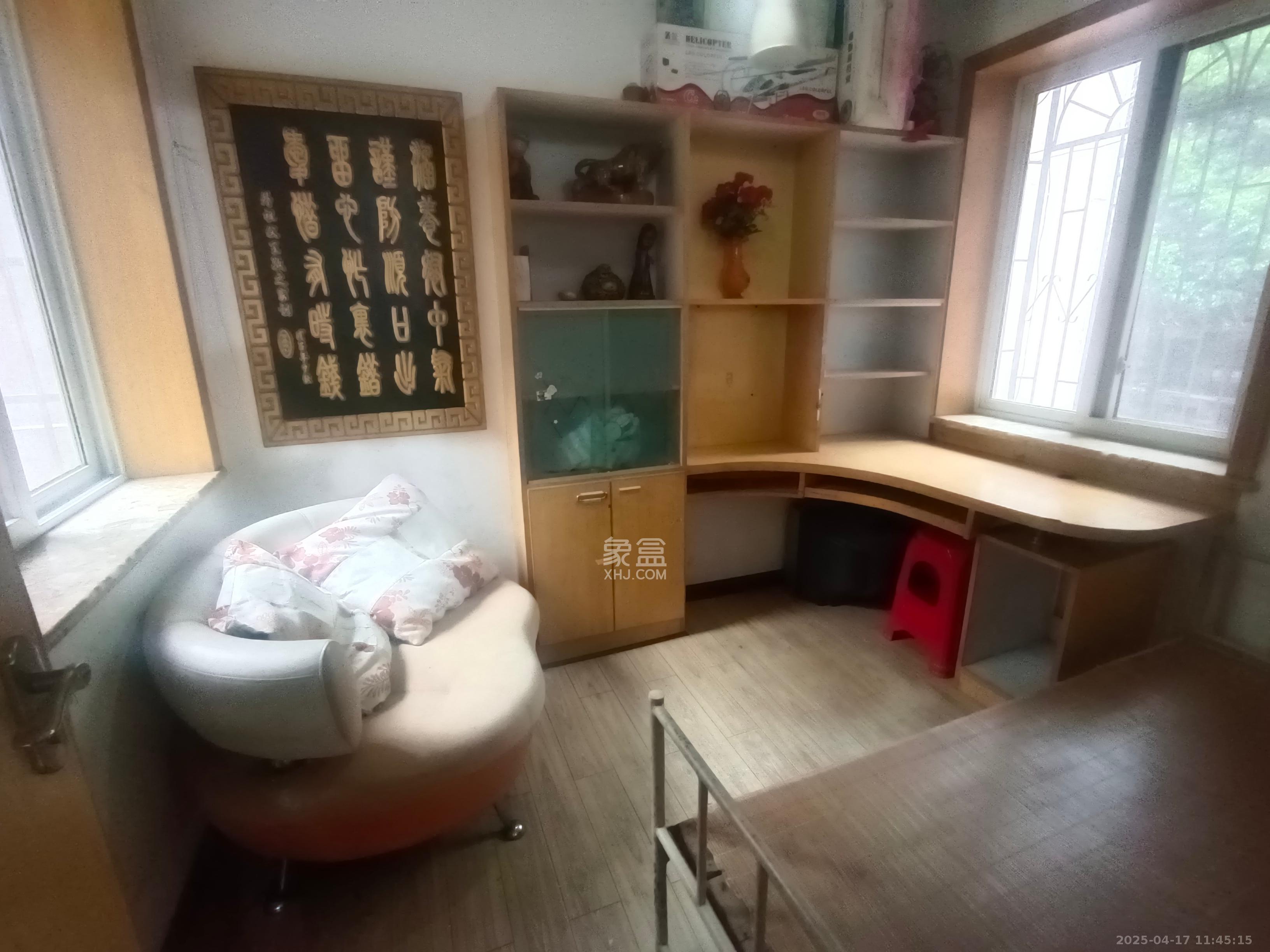 湘仪家园  1室0厅0卫   1900.00元/月室内图