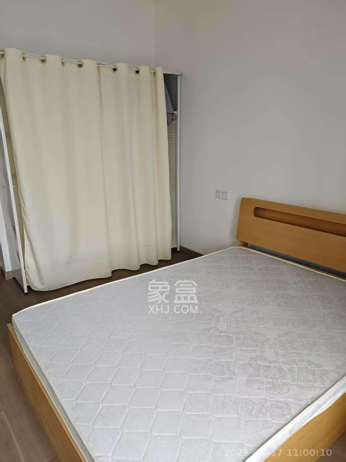 富力芙蓉新天地  3室2厅2卫   3800.00元/月室内图
