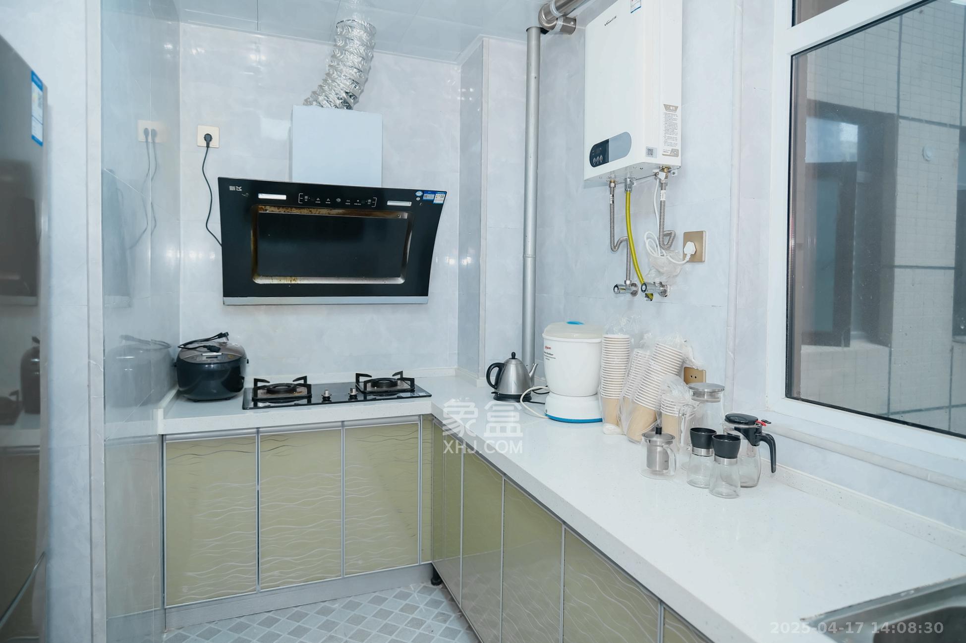 和悦城(蟠龙景苑) 3室2厅2卫 62.0万 和悦城(蟠龙景苑) 3室2厅2卫 62.0万厨房