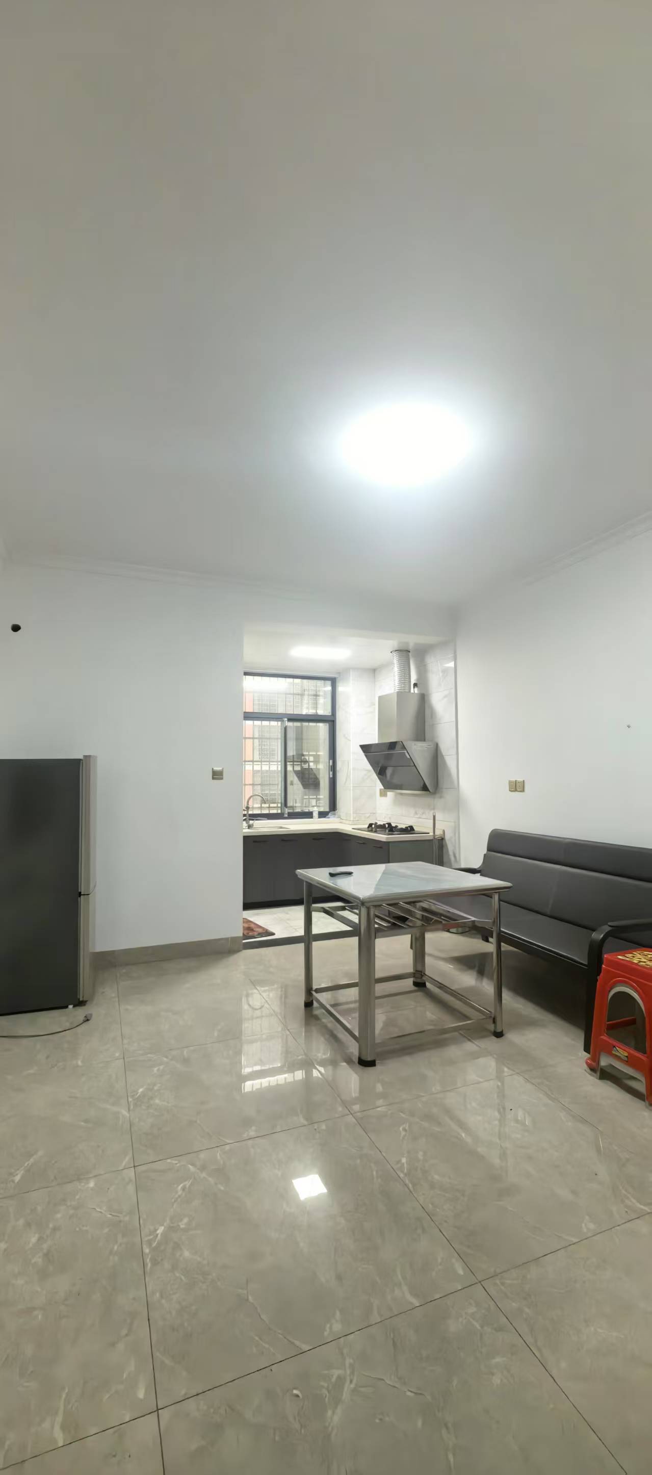 罗家小区西区 1室1厅1卫 800.0元/月 罗家小区西区 1室1厅1卫 800.0元/月室内图