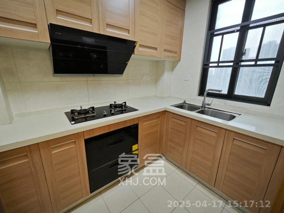 中建嘉和城凤凰台（中建瑞兴家园）  4室2厅2卫   2700.00元/月室内图