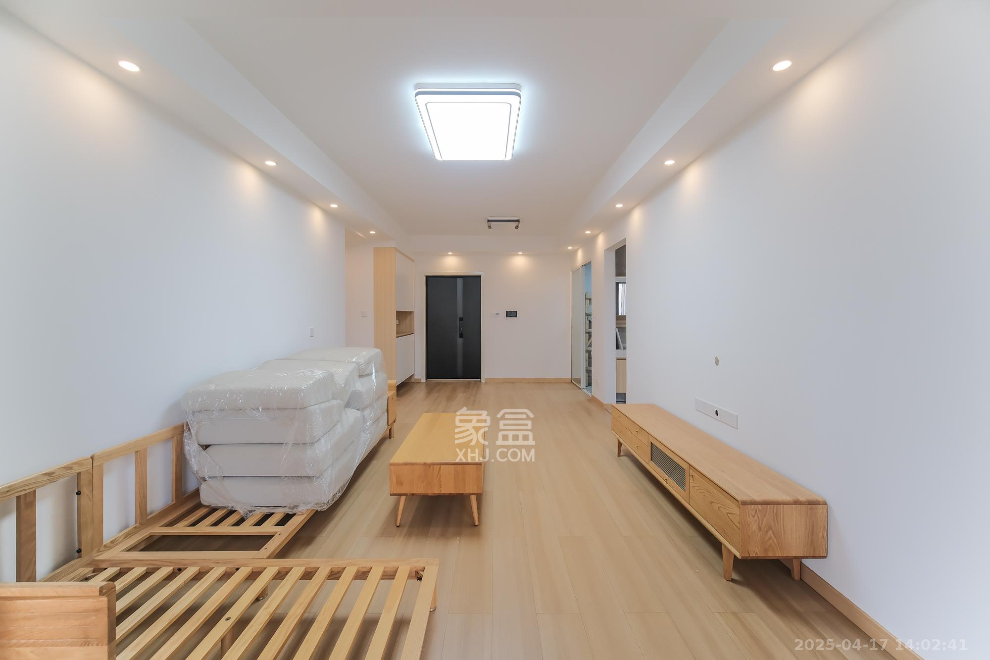 星雅美辰 1室0厅0卫 100.0万 星雅美辰 1室0厅0卫 100.0万客厅