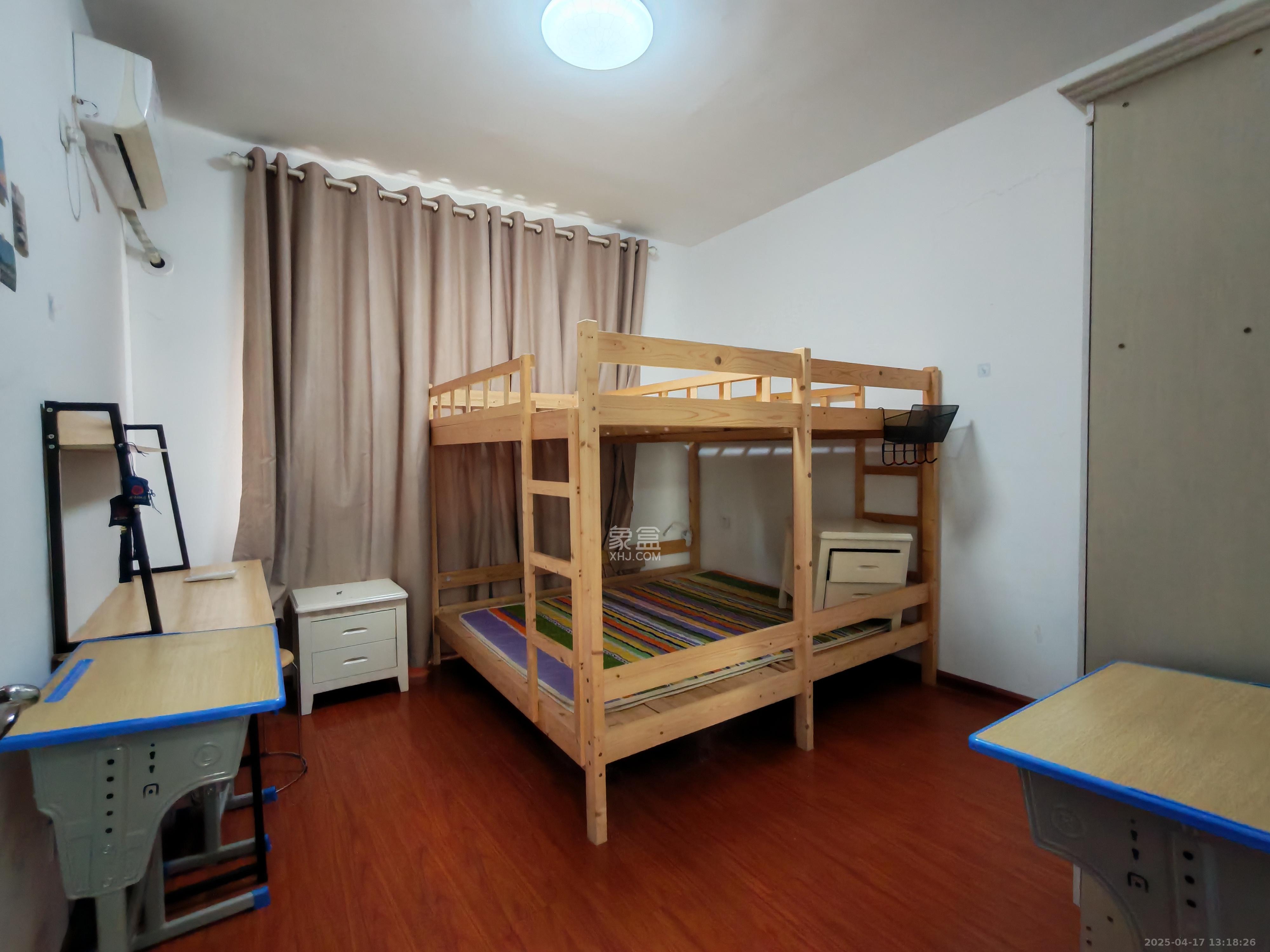 和泓梅溪四季 3室2厅2卫 2300.0元/月 和泓梅溪四季 3室2厅2卫 2300.0元/月室内图