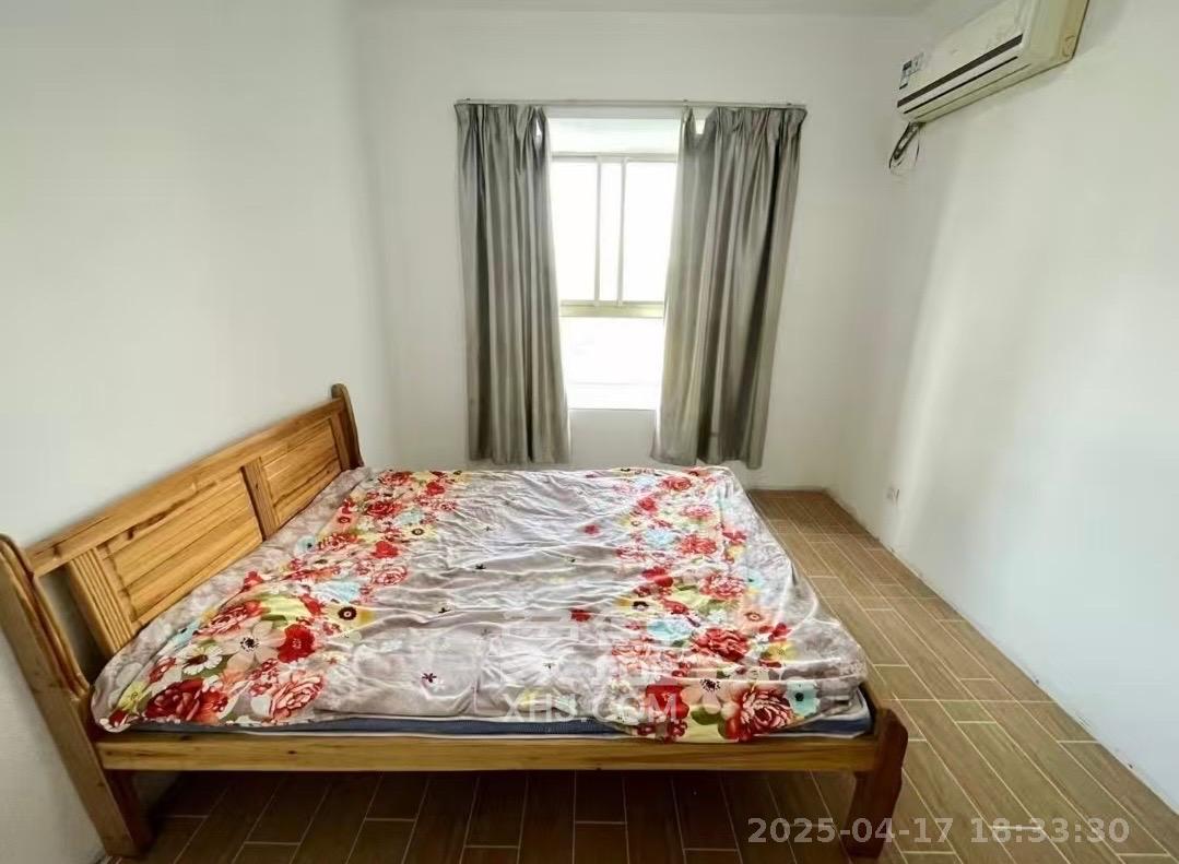西岸润泽府  3室2厅2卫   2500.00元/月室内图