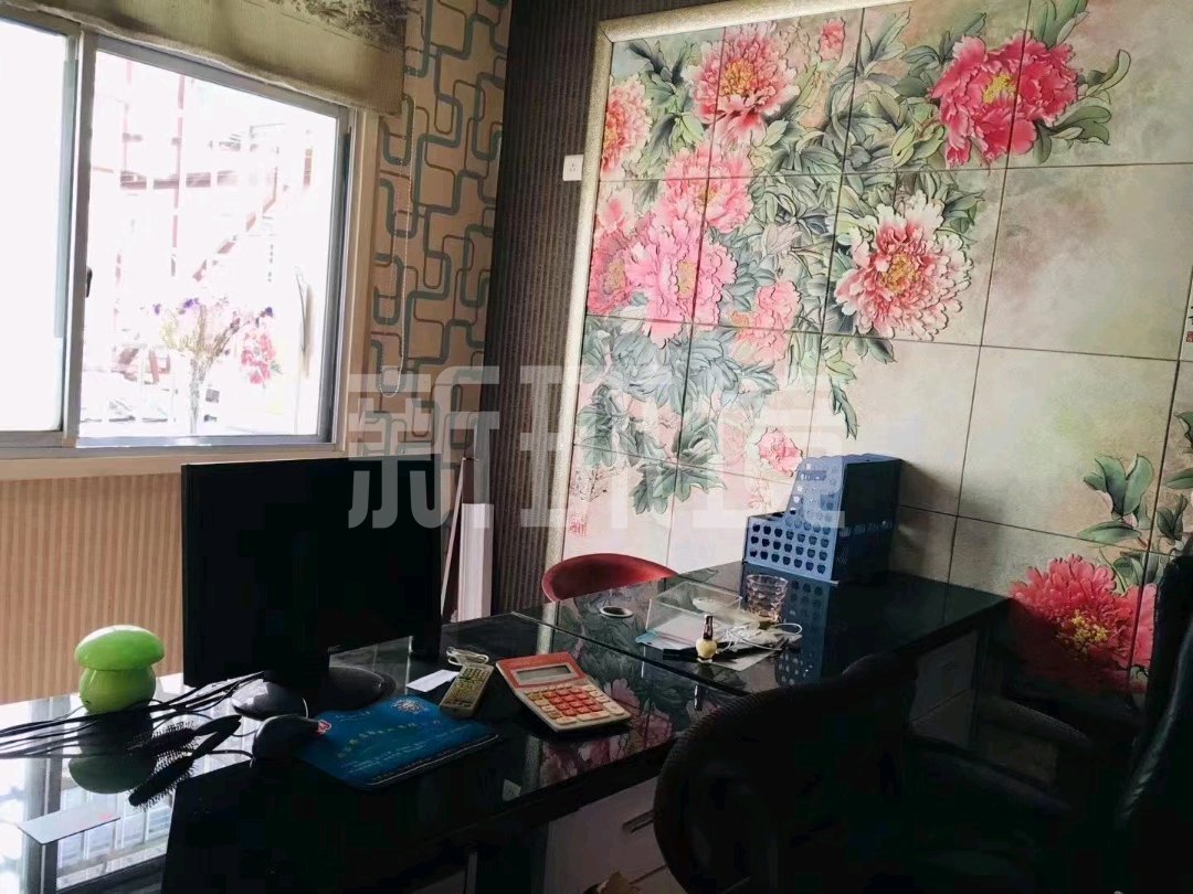 五金建材市场一期 1室0厅0卫 1400.0元/月 五金建材市场一期 1室0厅0卫 1400.0元/月室内图