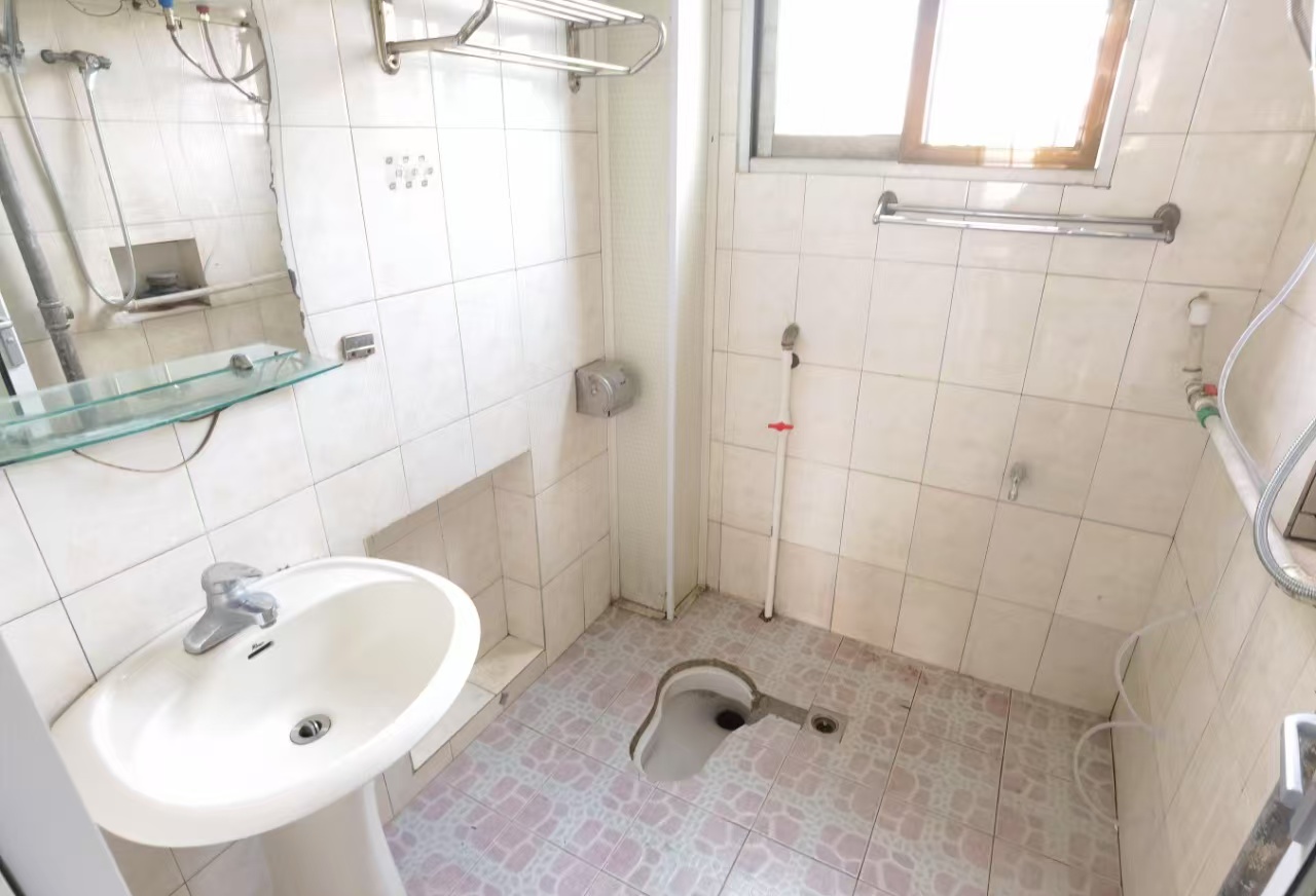 梓山苑小区 2室2厅1卫 900.0元/月 梓山苑小区 2室2厅1卫 900.0元/月室内图