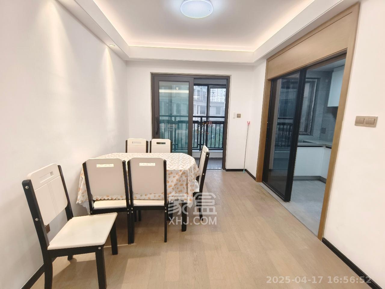 润和滨江府  4室2厅2卫   2500.00元/月室内图