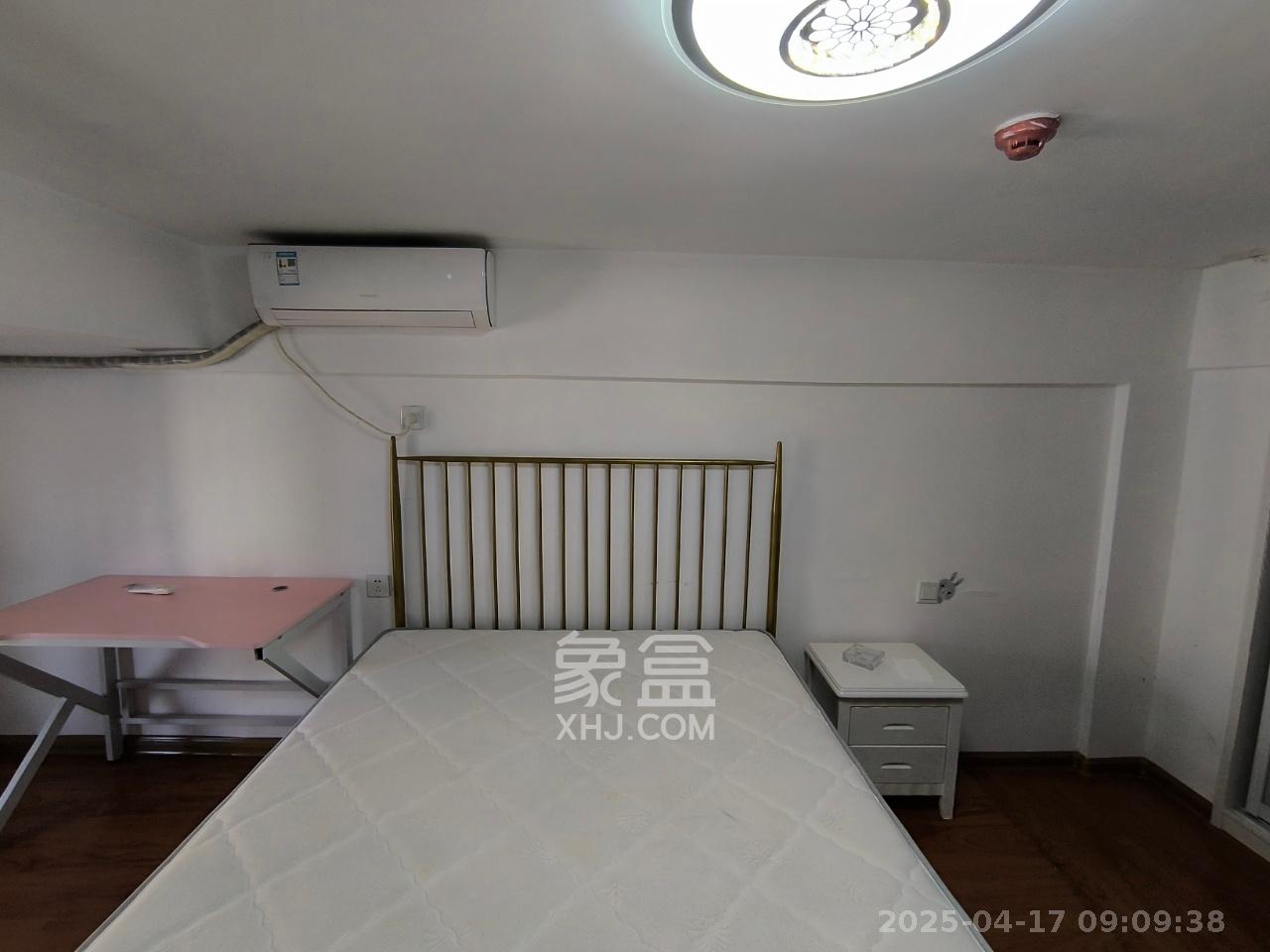 洋湖时代 3室1厅2卫 2600.0元/月 洋湖时代 3室1厅2卫 2600.0元/月室内图