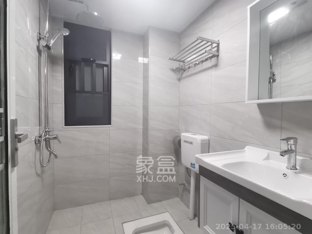 东合新苑  2室2厅1卫   2100.00元/月室内图
