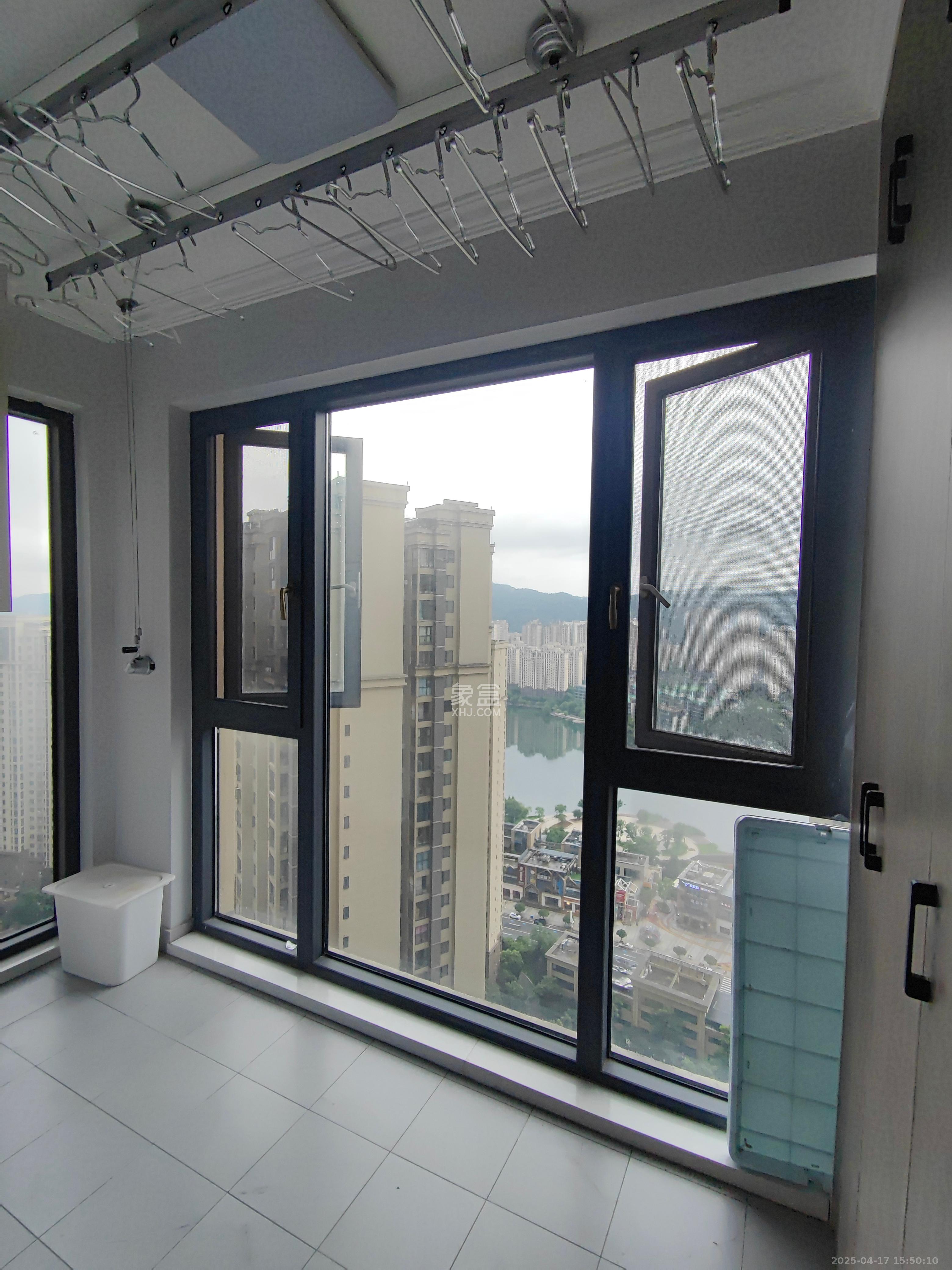 中建梅溪湖中心  3室2厅1卫   3300.00元/月室内图
