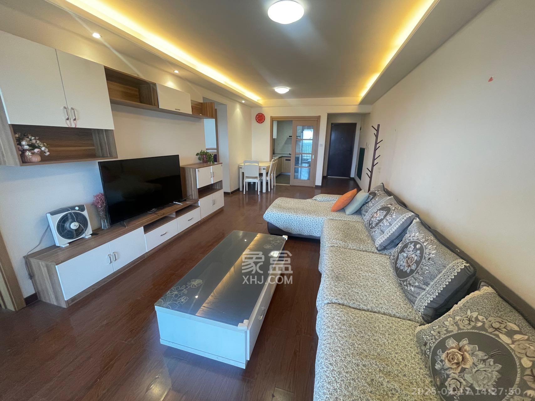 万科魅力之城非凡里 3室2厅1卫 2500.0元/月 万科魅力之城非凡里 3室2厅1卫 2500.0元/月室内图