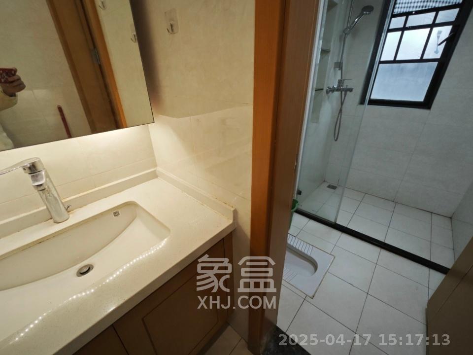 中建嘉和城凤凰台（中建瑞兴家园）  4室2厅2卫   2700.00元/月室内图