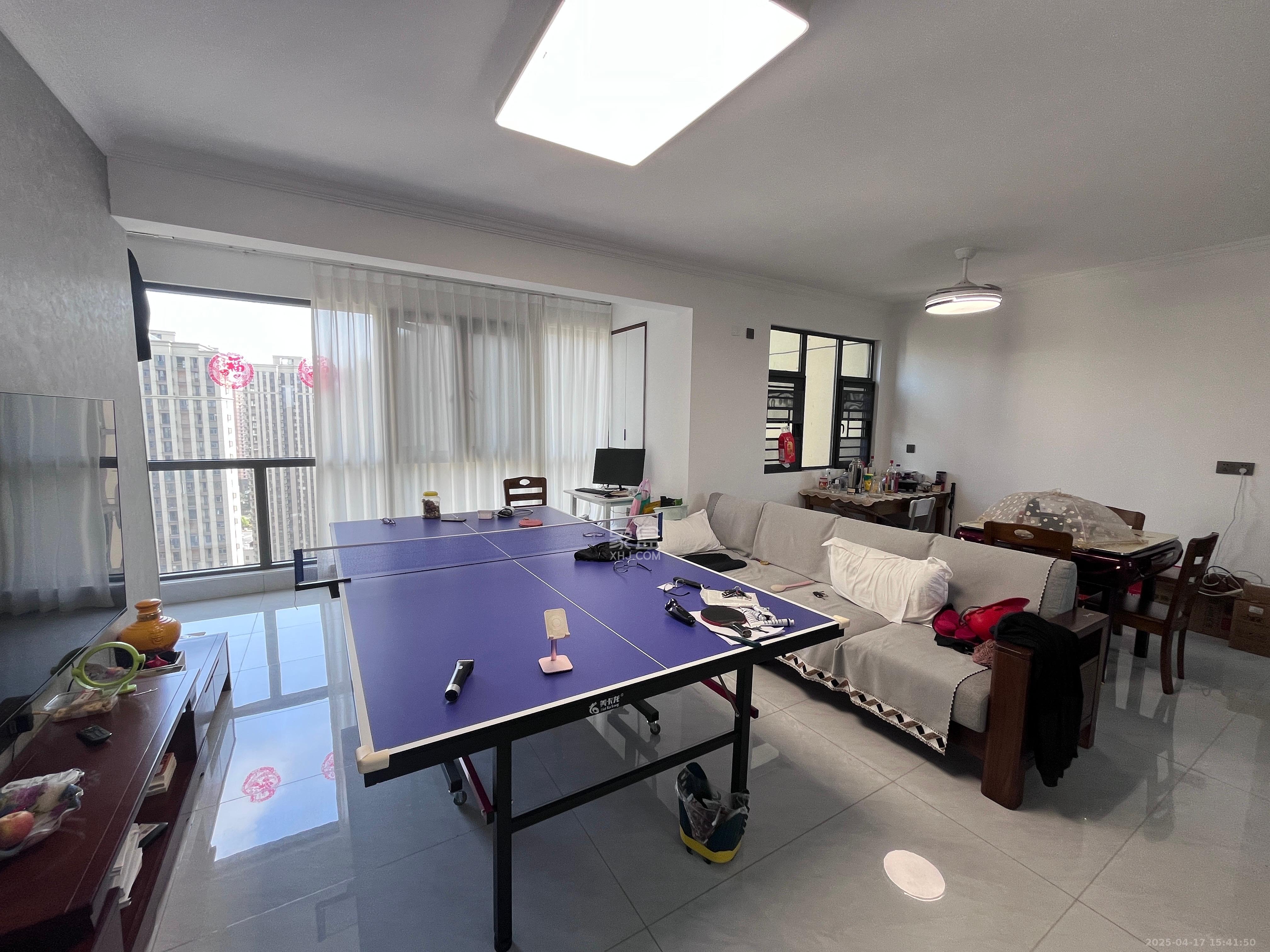 中建钰和城  3室2厅2卫   3500.00元/月