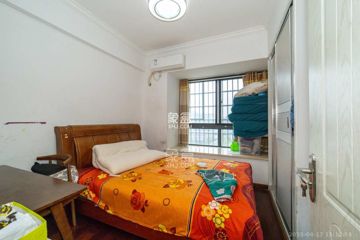 尚都花园城  3室2厅1卫    68.0万 尚都花园城  3室2厅1卫    68.0万卧室