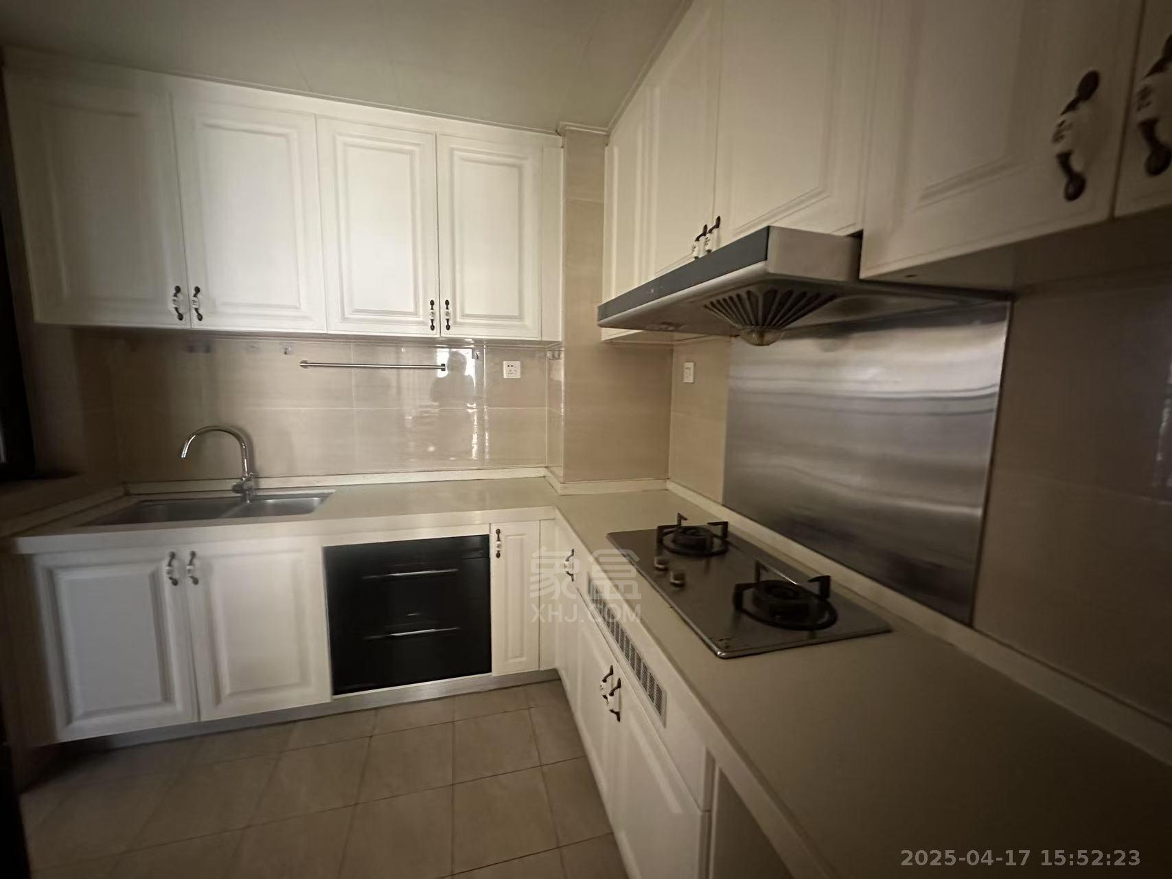 恒大华府 3室2厅2卫 2200.0元/月 恒大华府 3室2厅2卫 2200.0元/月室内图