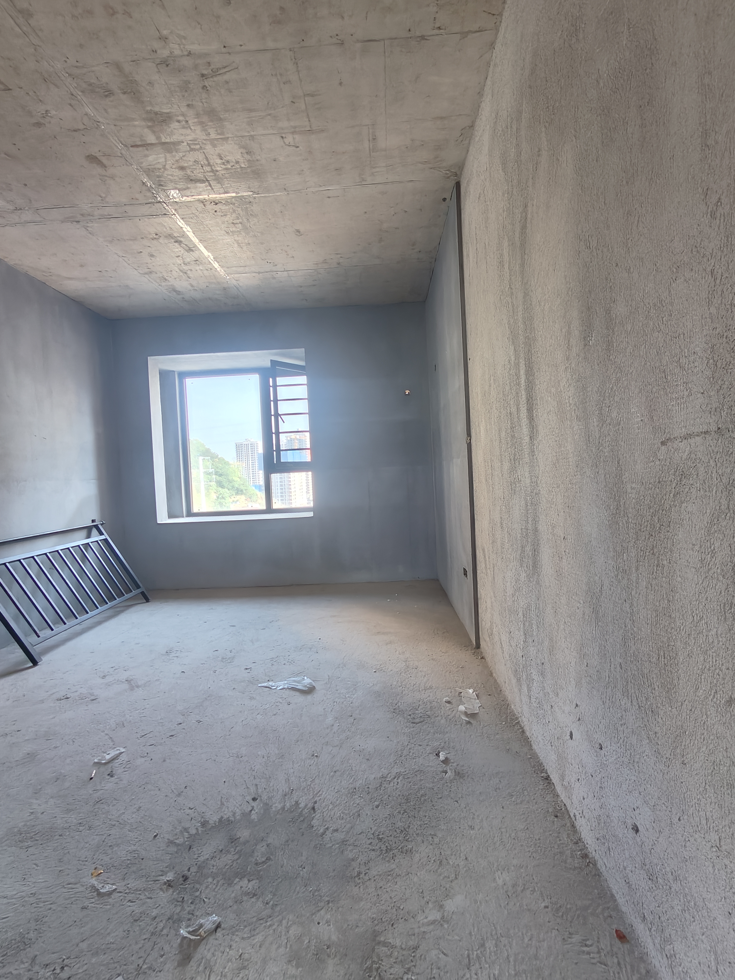 百弘学府城三期 5室2厅2卫 95.0万 百弘学府城三期 5室2厅2卫 95.0万客厅