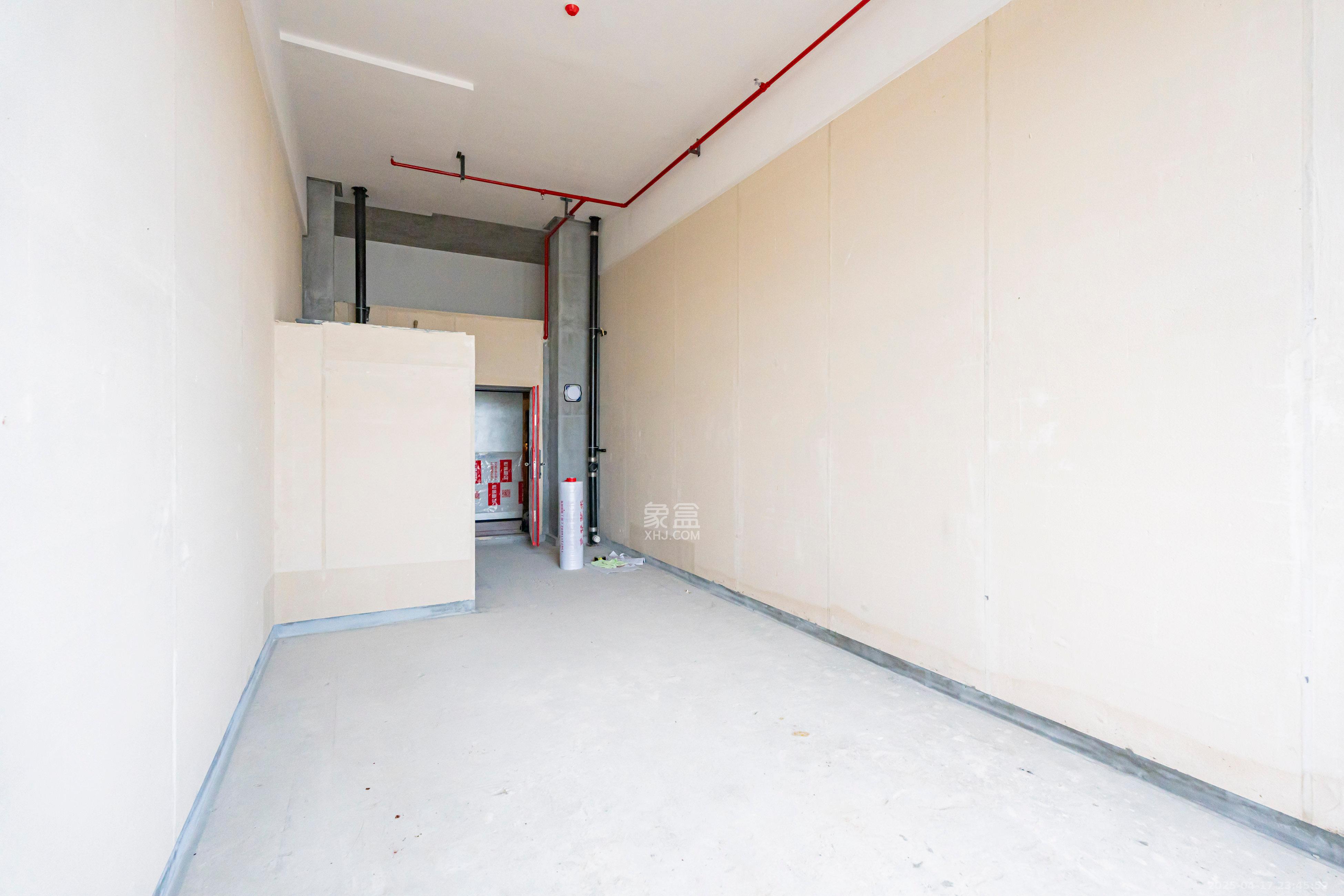 建发养云  1室1厅1卫   50.00万卧室
