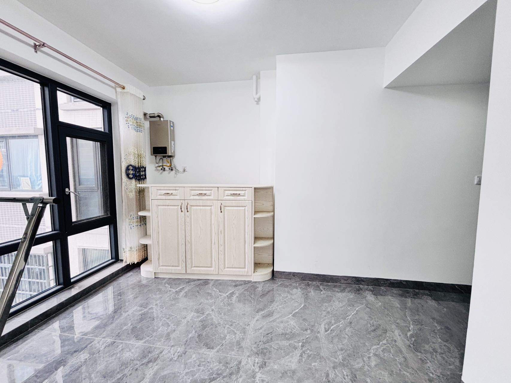 五源河公寓D区 3室2厅2卫 170.0万 五源河公寓D区 3室2厅2卫 170.0万室内图