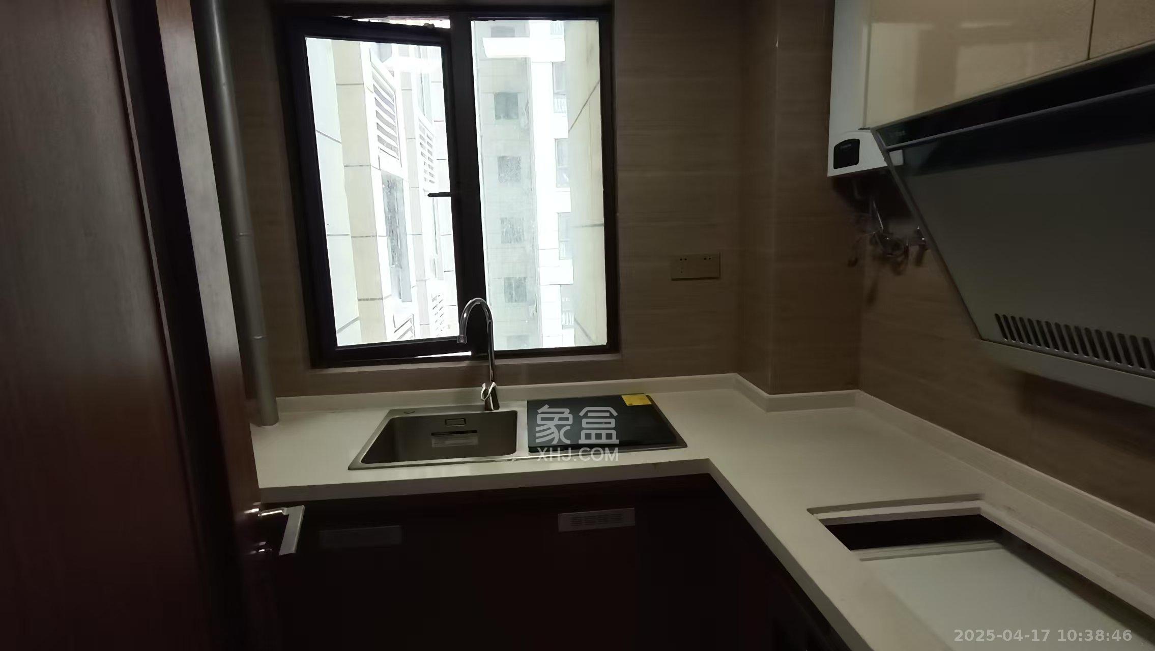 阳光城尚东湾蜜桃园 2室1厅1卫 2000.0元/月 阳光城尚东湾蜜桃园 2室1厅1卫 2000.0元/月室内图