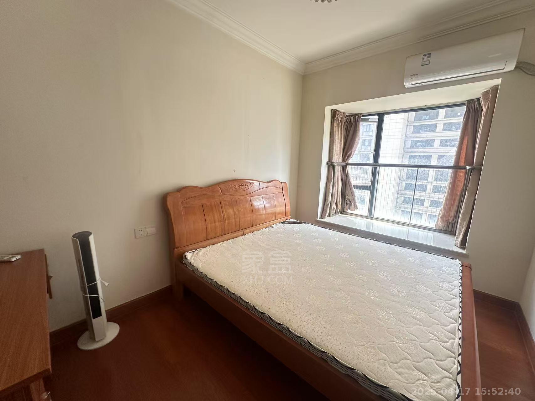 恒大华府 3室2厅2卫 2200.0元/月 恒大华府 3室2厅2卫 2200.0元/月室内图