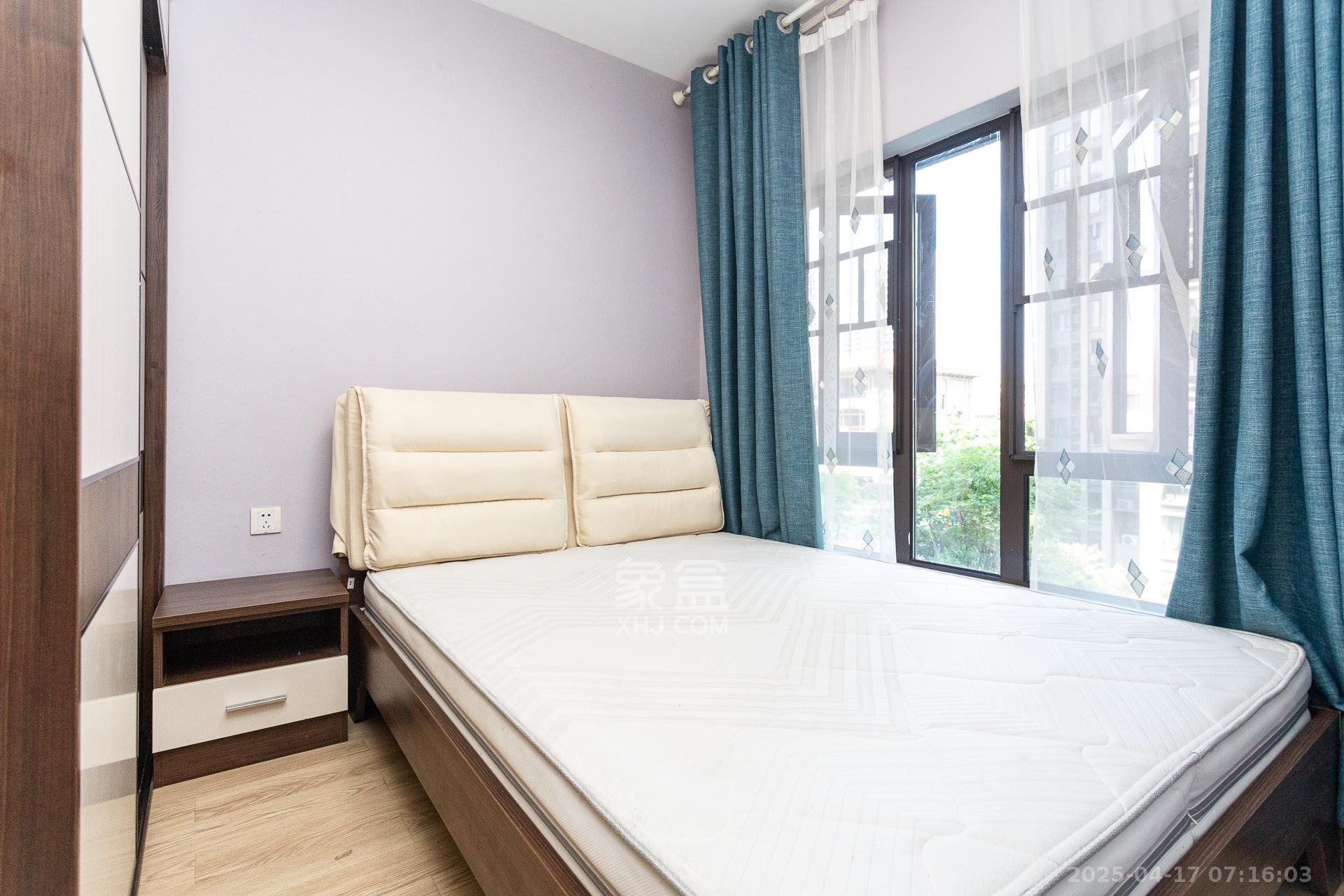 时代倾城五期 4室2厅2卫 99.0万 时代倾城五期 4室2厅2卫 99.0万卧室