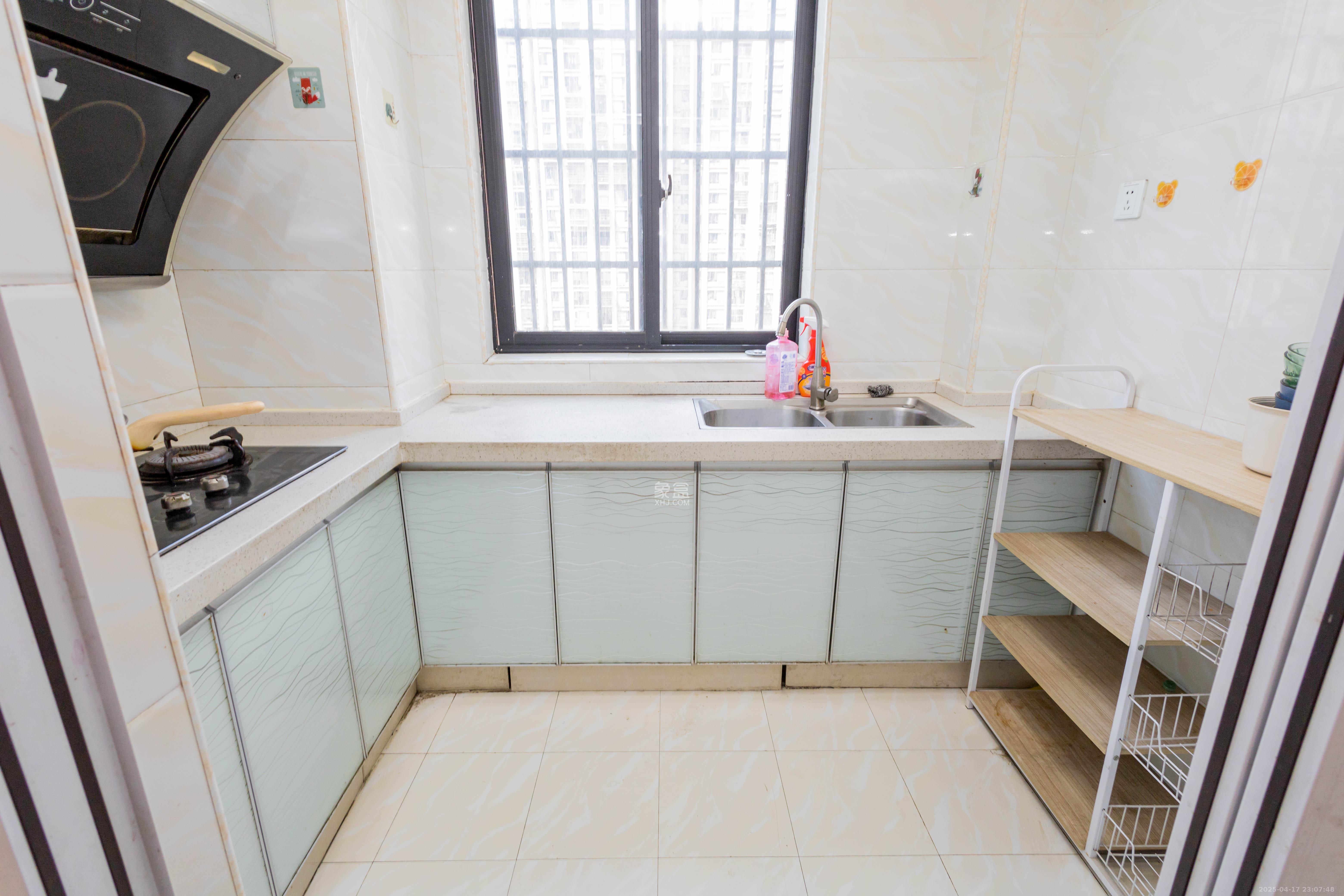 紫御江山 3室1厅1卫 65.8万 紫御江山 3室1厅1卫 65.8万厨房