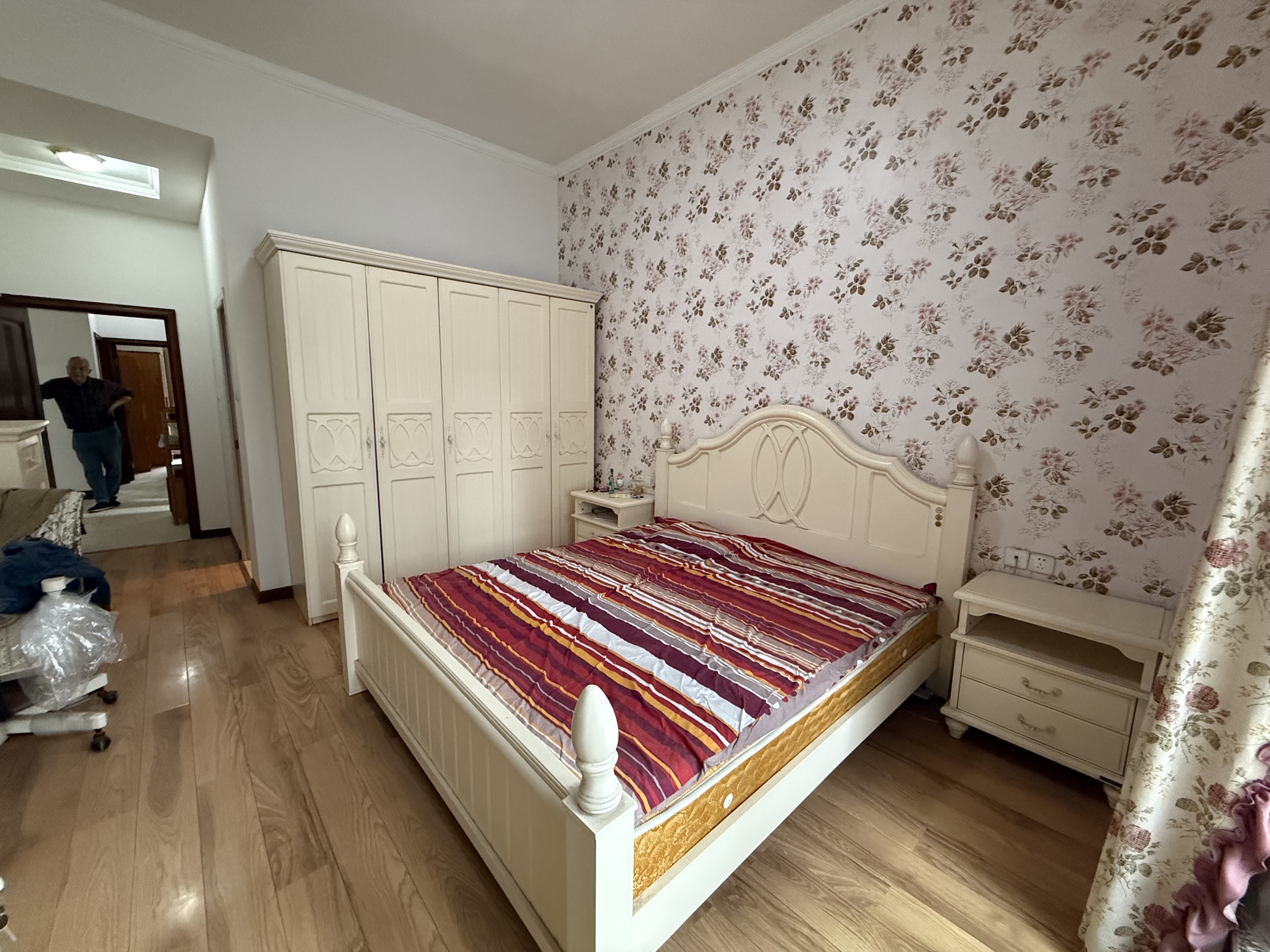 三星龙园 3室2厅2卫 52.8万 三星龙园 3室2厅2卫 52.8万卧室