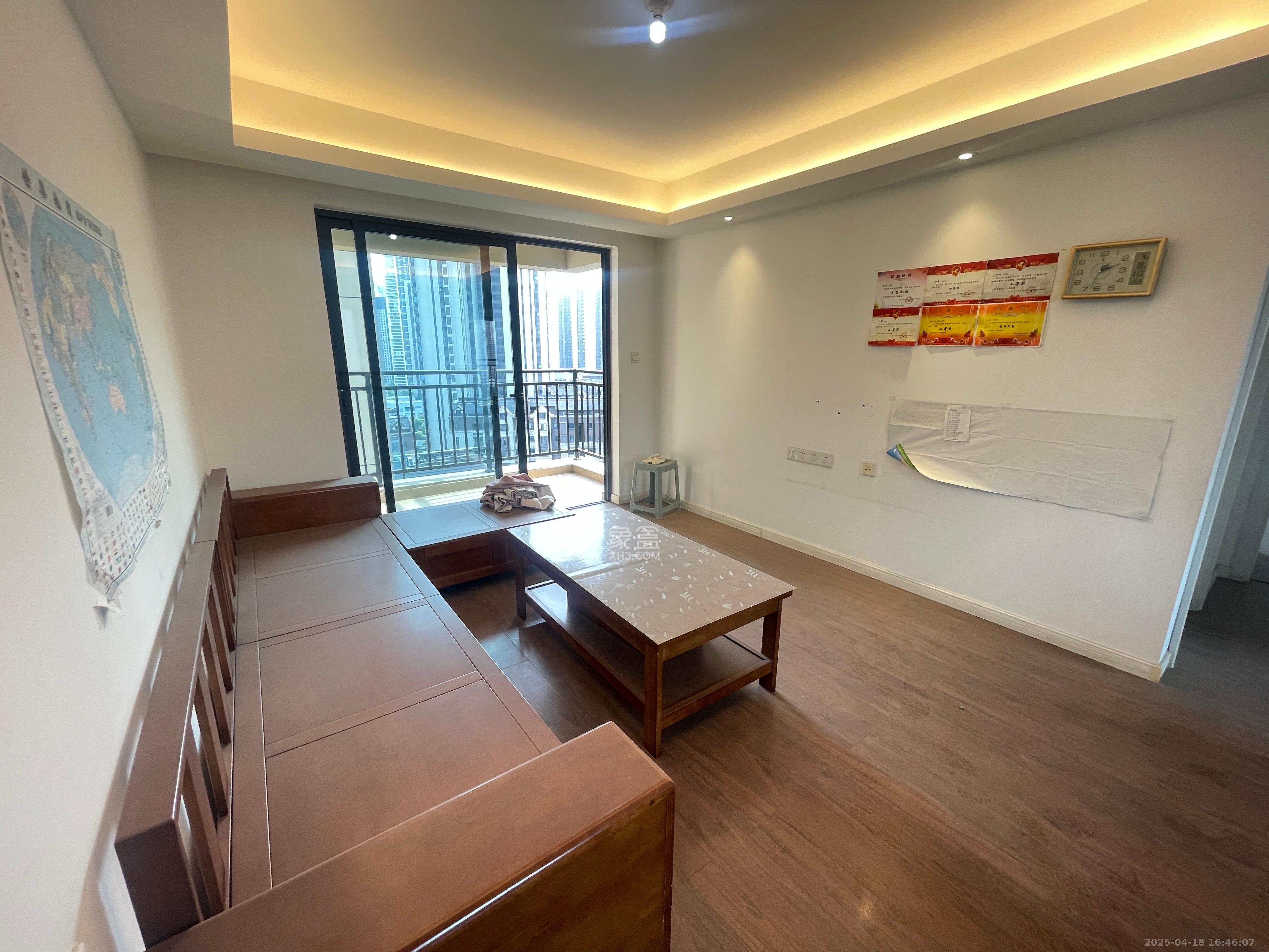 万科魅力之城观澜里 3室2厅2卫 2700.0元/月 万科魅力之城观澜里 3室2厅2卫 2700.0元/月室内图