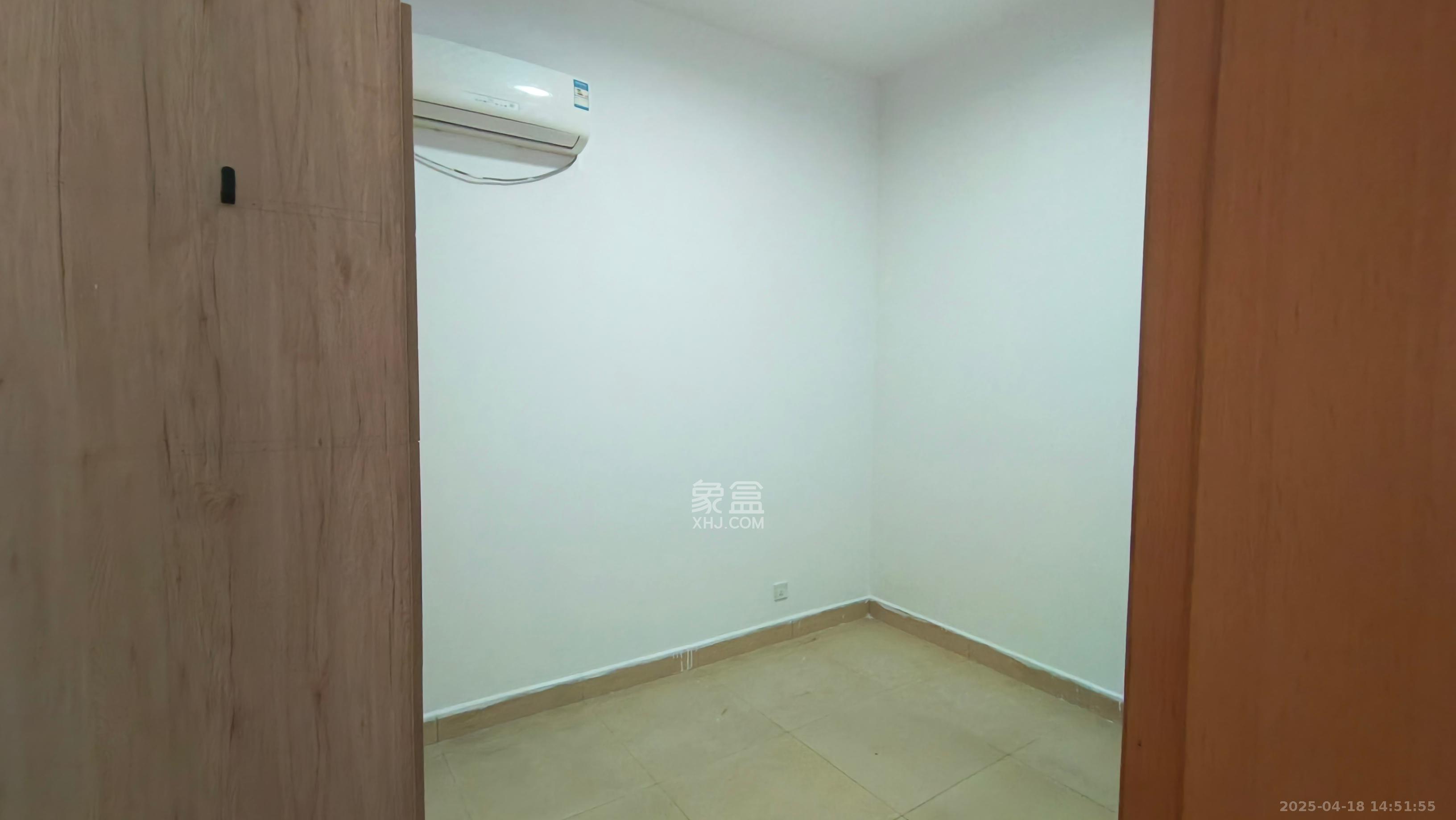 高桥家电百货城 3室1厅1卫 1600.0元/月 高桥家电百货城 3室1厅1卫 1600.0元/月室内图