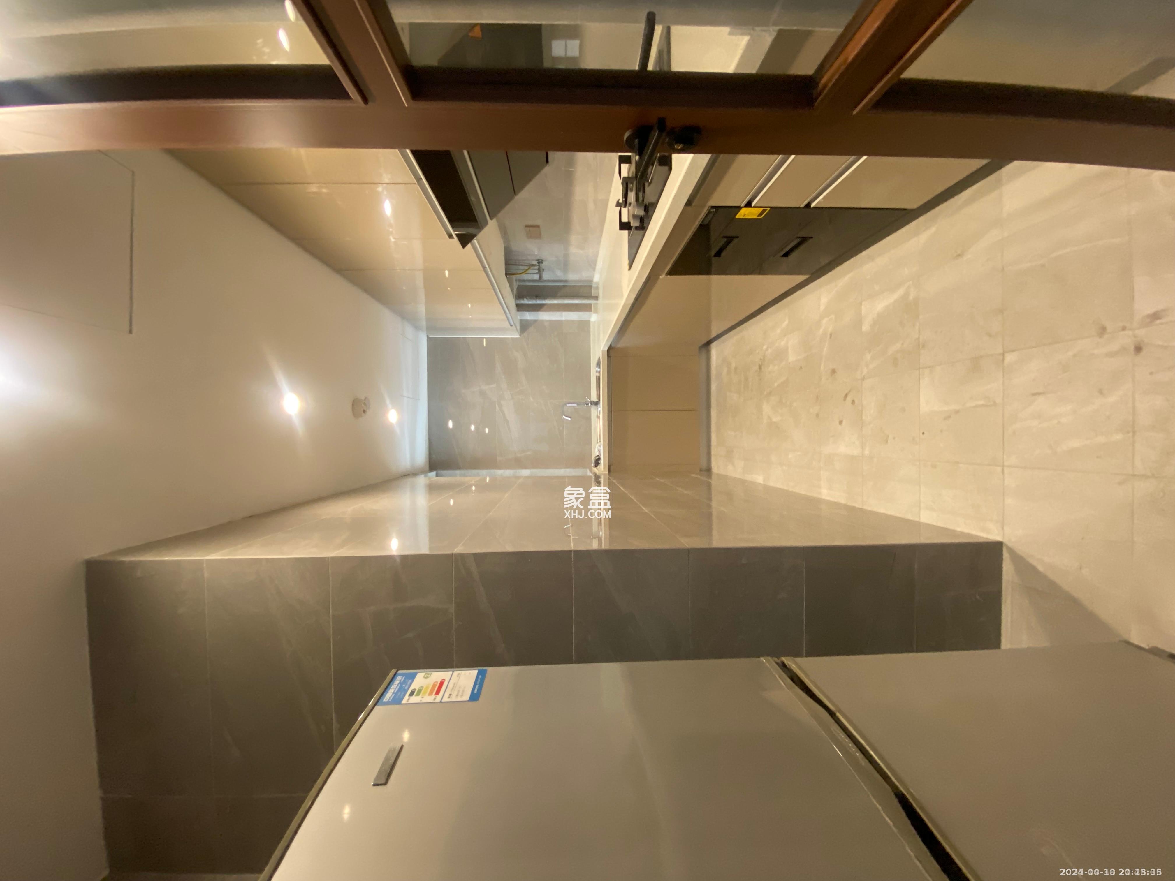 绿地长沙城际空间站(绿地新里佳苑) 3室2厅2卫 3200.0元/月 绿地长沙城际空间站(绿地新里佳苑) 3室2厅2卫 3200.0元/月室内图