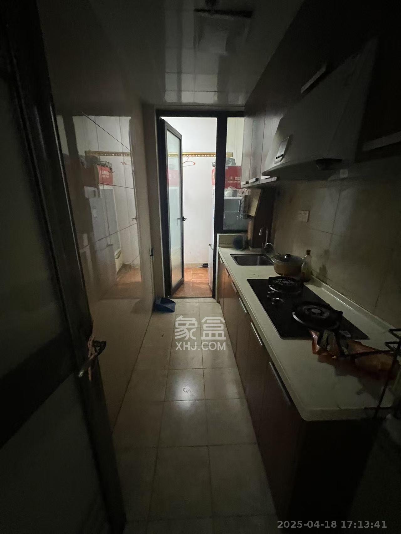 中信凯旋蓝岸(中信新城三期) 3室2厅1卫 2200.0元/月 中信凯旋蓝岸(中信新城三期) 3室2厅1卫 2200.0元/月室内图