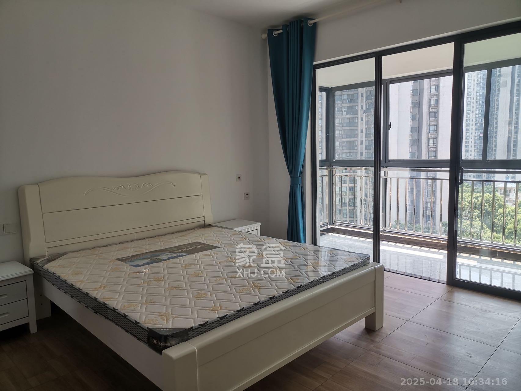 莱茵城 1室2厅1卫 2300.0元/月 莱茵城 1室2厅1卫 2300.0元/月室内图