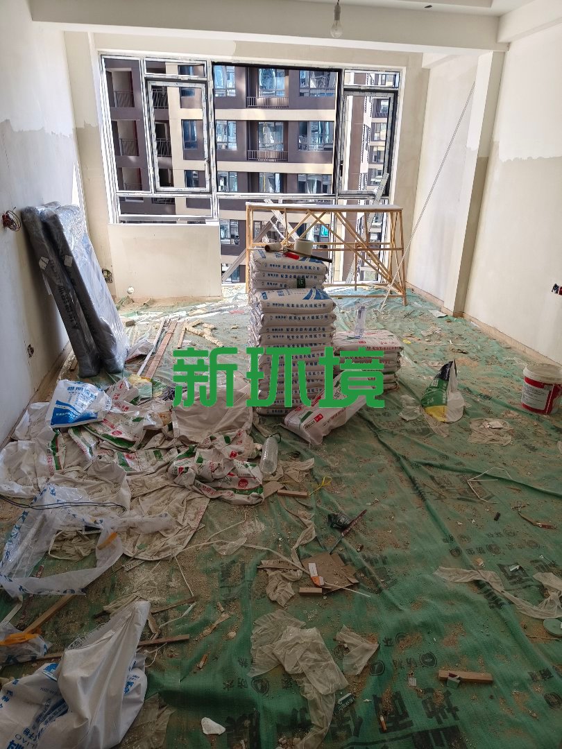 富华里  2室2厅1卫   57.80万客厅